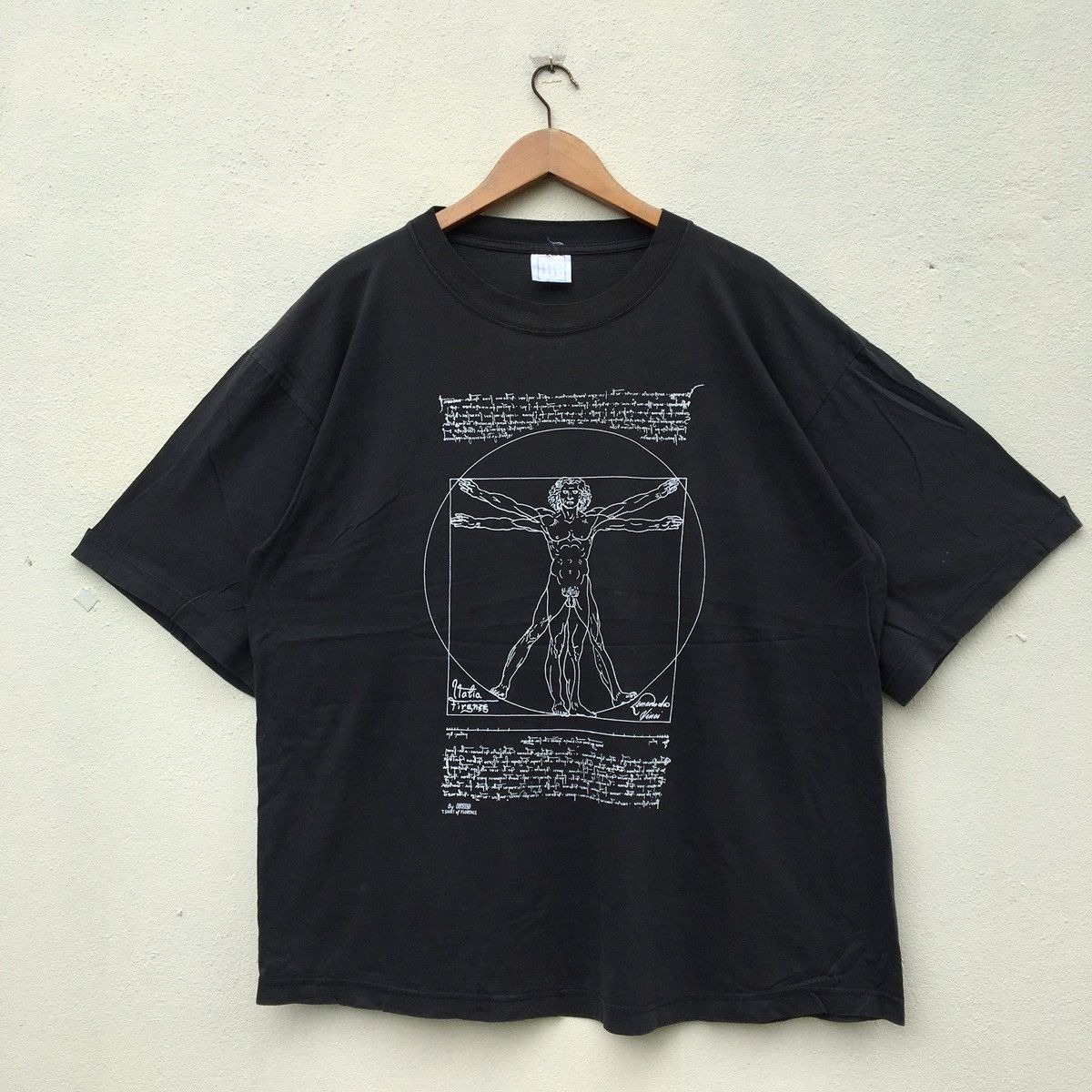 Vintage LEONARDO DA VINCI ART PERFECTLY FADED T-shirt