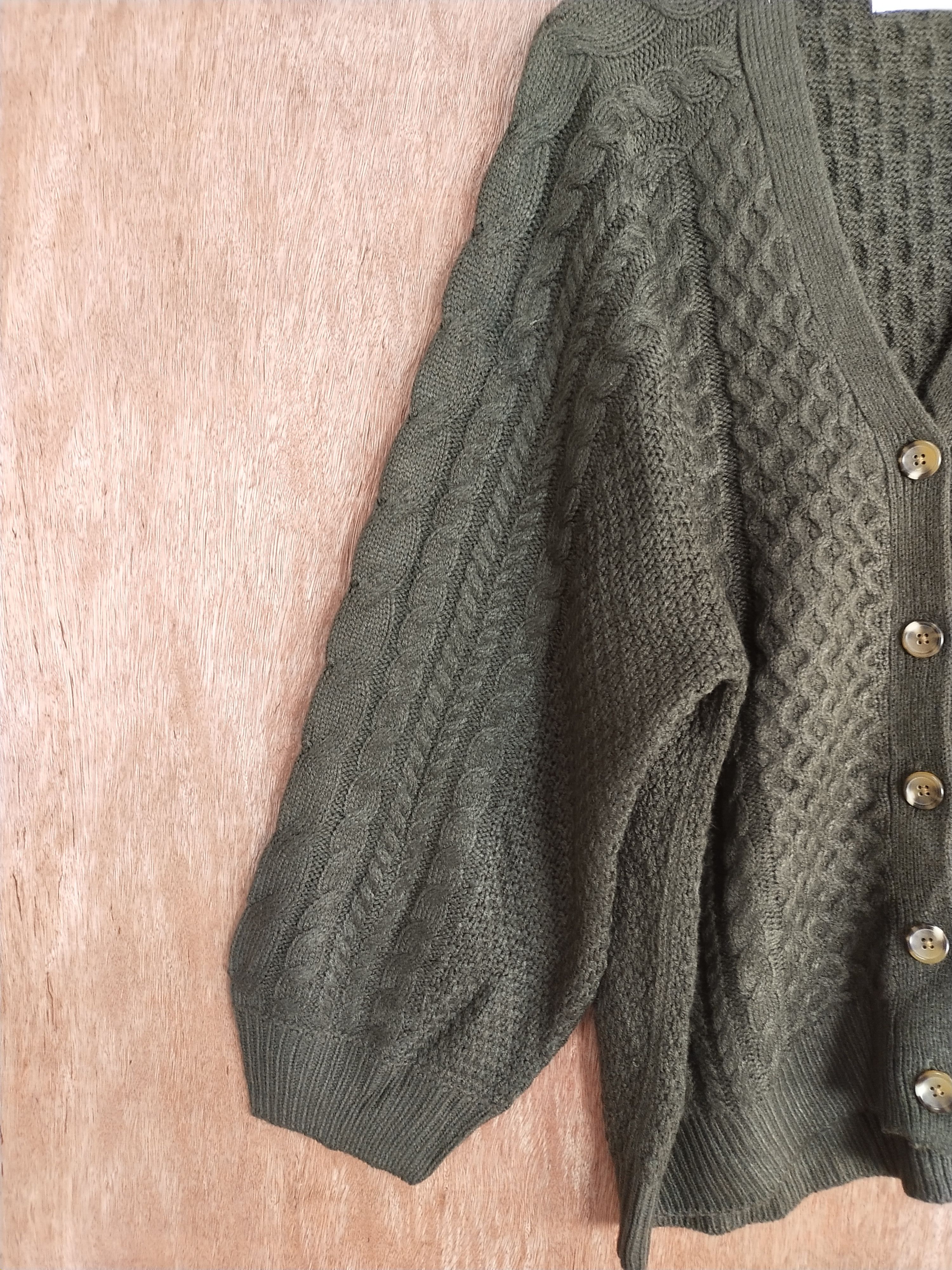 Homespun Knitwear Cafii dark green aran isle cable knitwear cardigan #H187 Size US XL / EU 56 / 4 - 4 Thumbnail