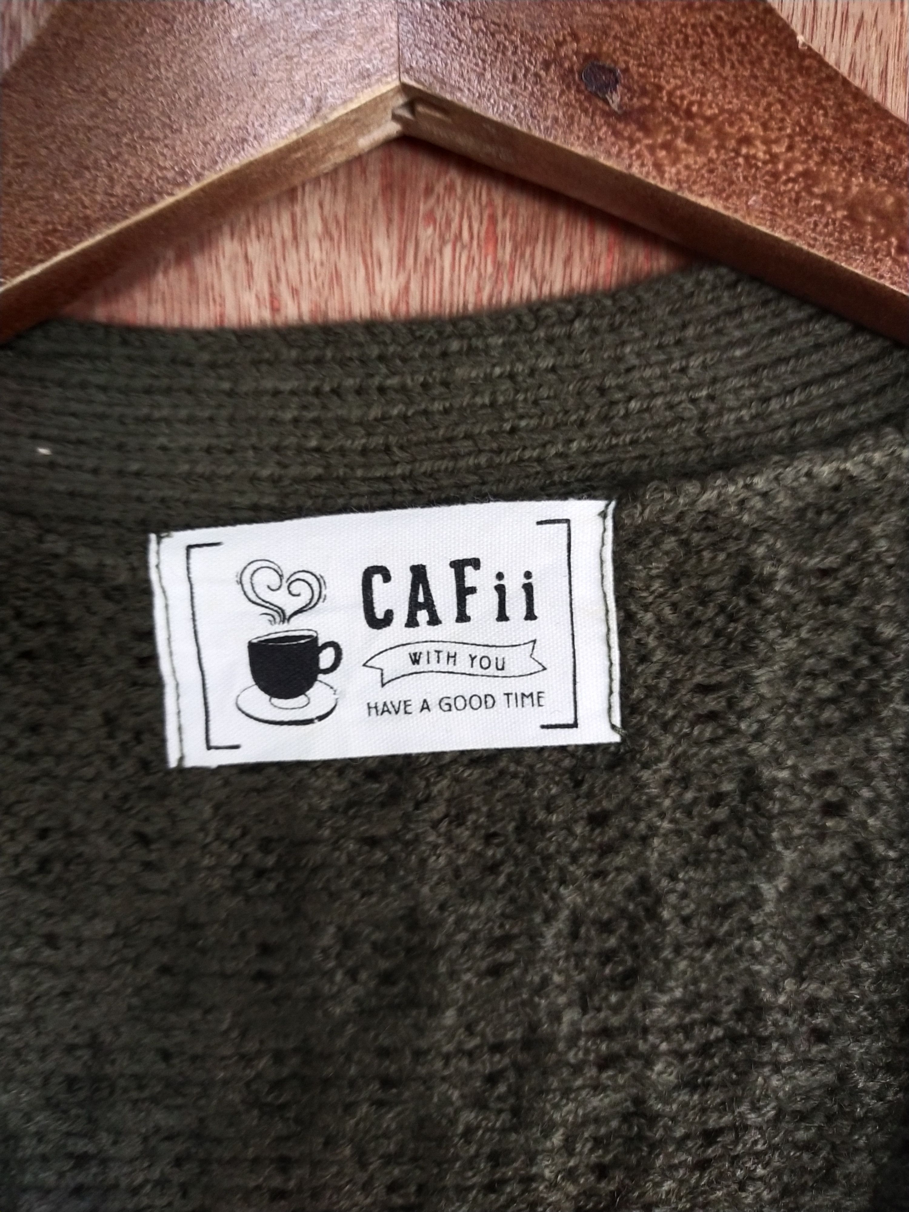 Homespun Knitwear Cafii dark green aran isle cable knitwear cardigan #H187 Size US XL / EU 56 / 4 - 3 Thumbnail