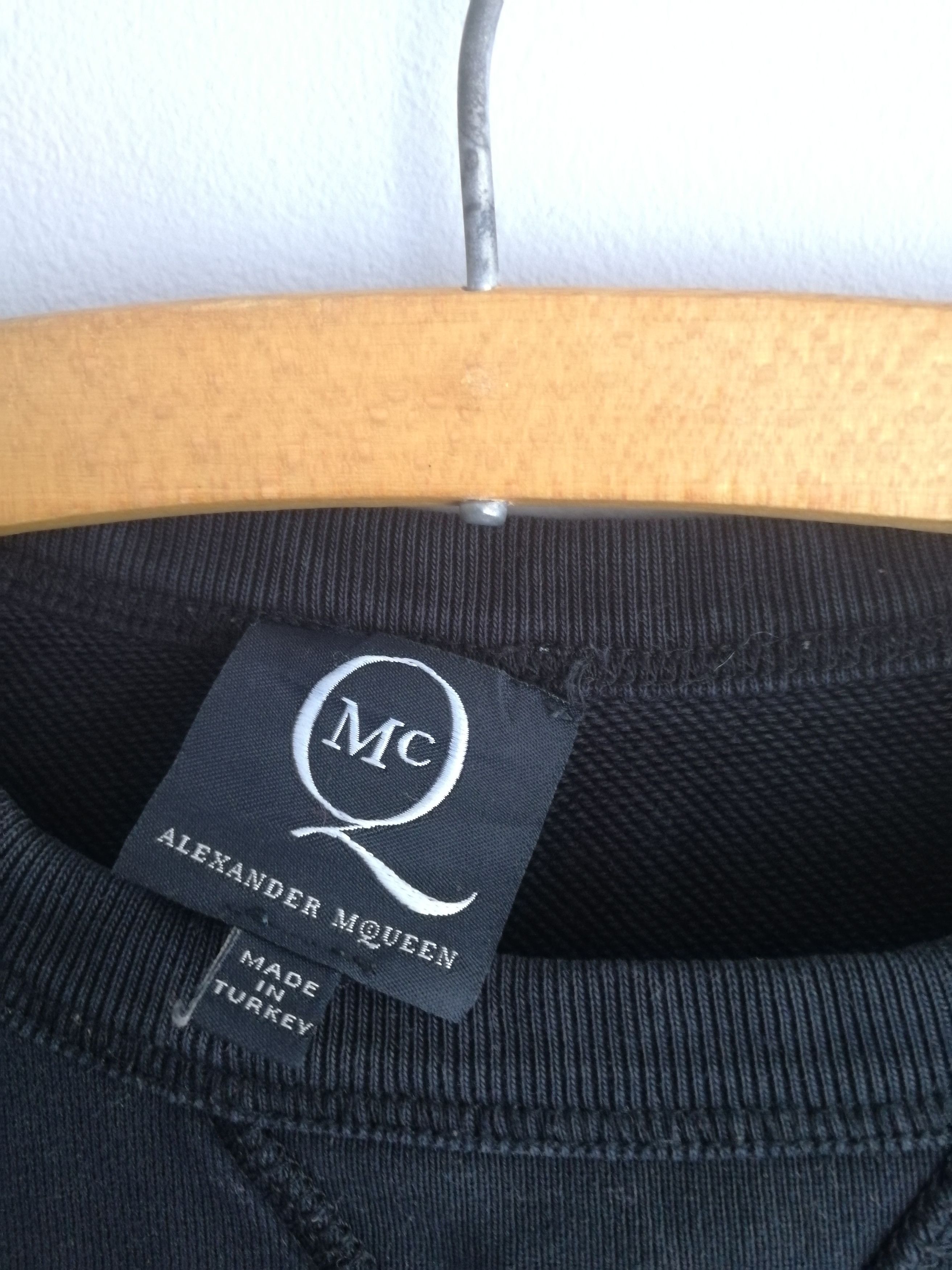 Alexander McQueen Alexander McQueen angry bunny crewneck rare (free Ship) Size US L / EU 52-54 / 3 - 4 Thumbnail