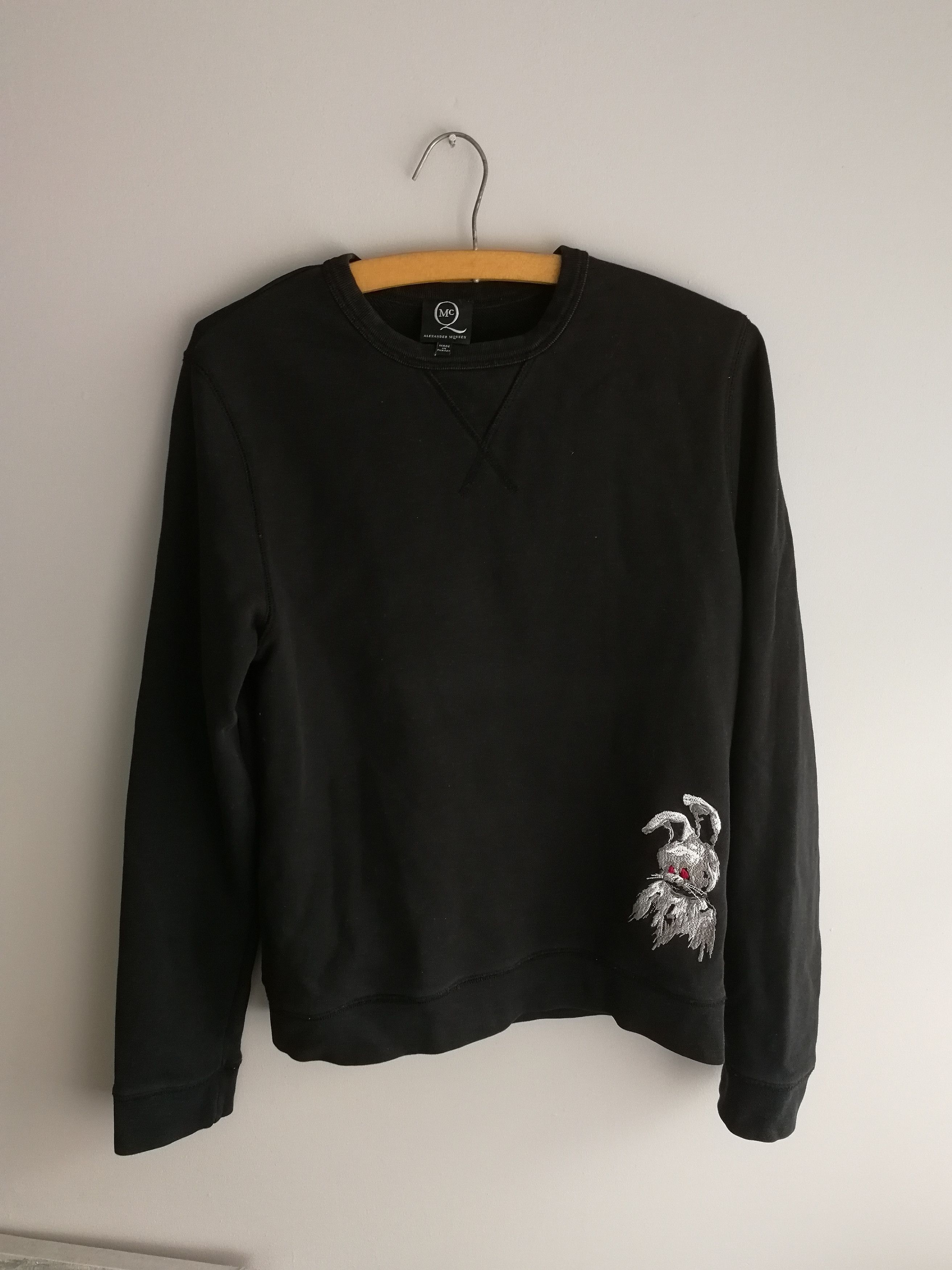 Alexander McQueen Alexander McQueen angry bunny crewneck rare (free Ship) Size US L / EU 52-54 / 3 - 1 Thumbnail