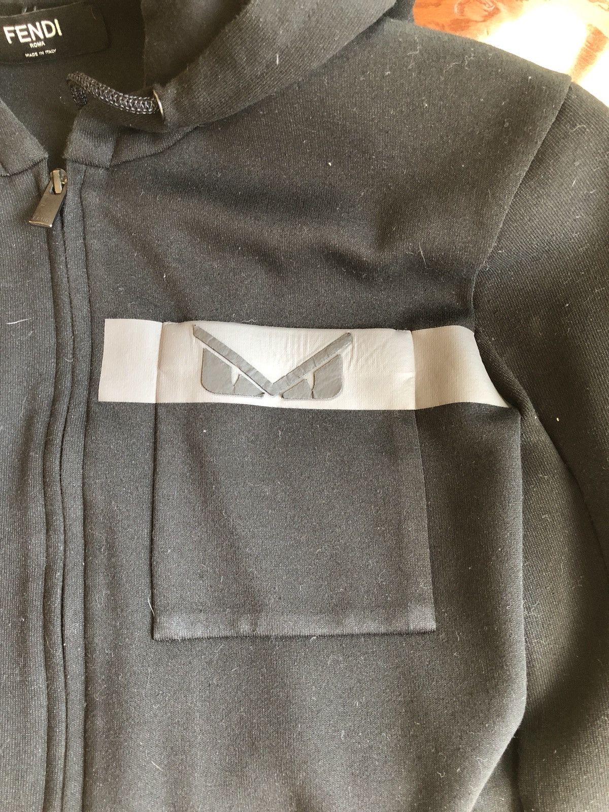 Fendi Fendi Bag Bugs Hoodie Size US M / EU 48-50 / 2 - 3 Thumbnail