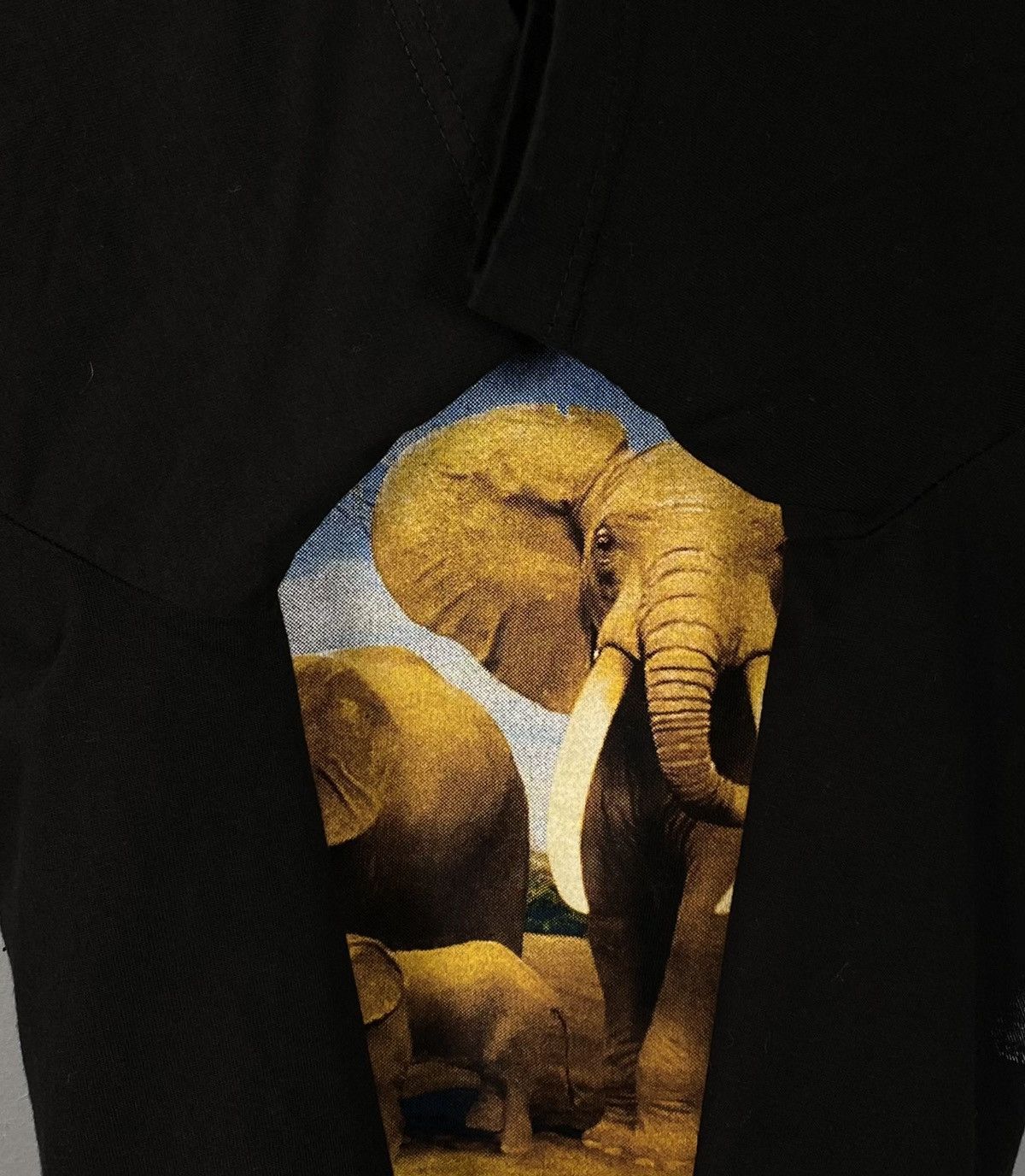 Other Reo Rock of The T-Shirts Elephants Animal Tee Size L Black Size US L / EU 52-54 / 3 - 4 Thumbnail