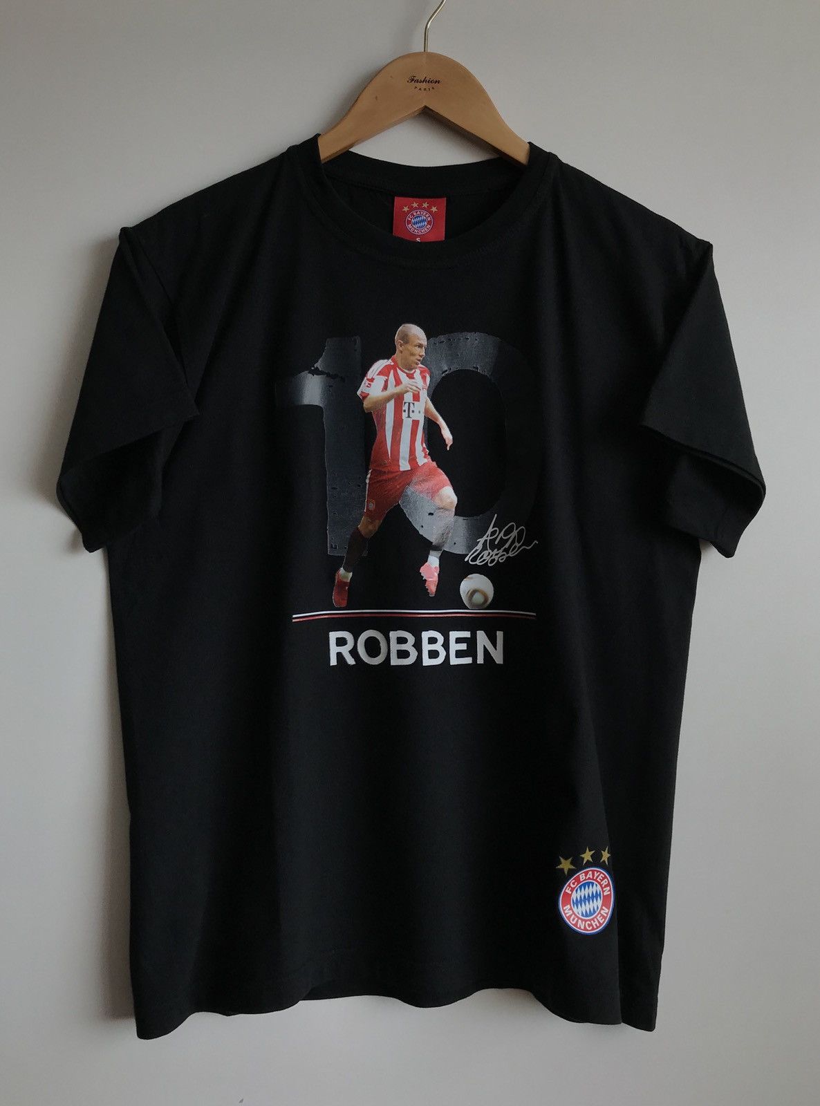Other FC Bayern Munich Robben 10 T Shirt Football Soccer Black Top Size US S / EU 44-46 / 1 - 1 Thumbnail