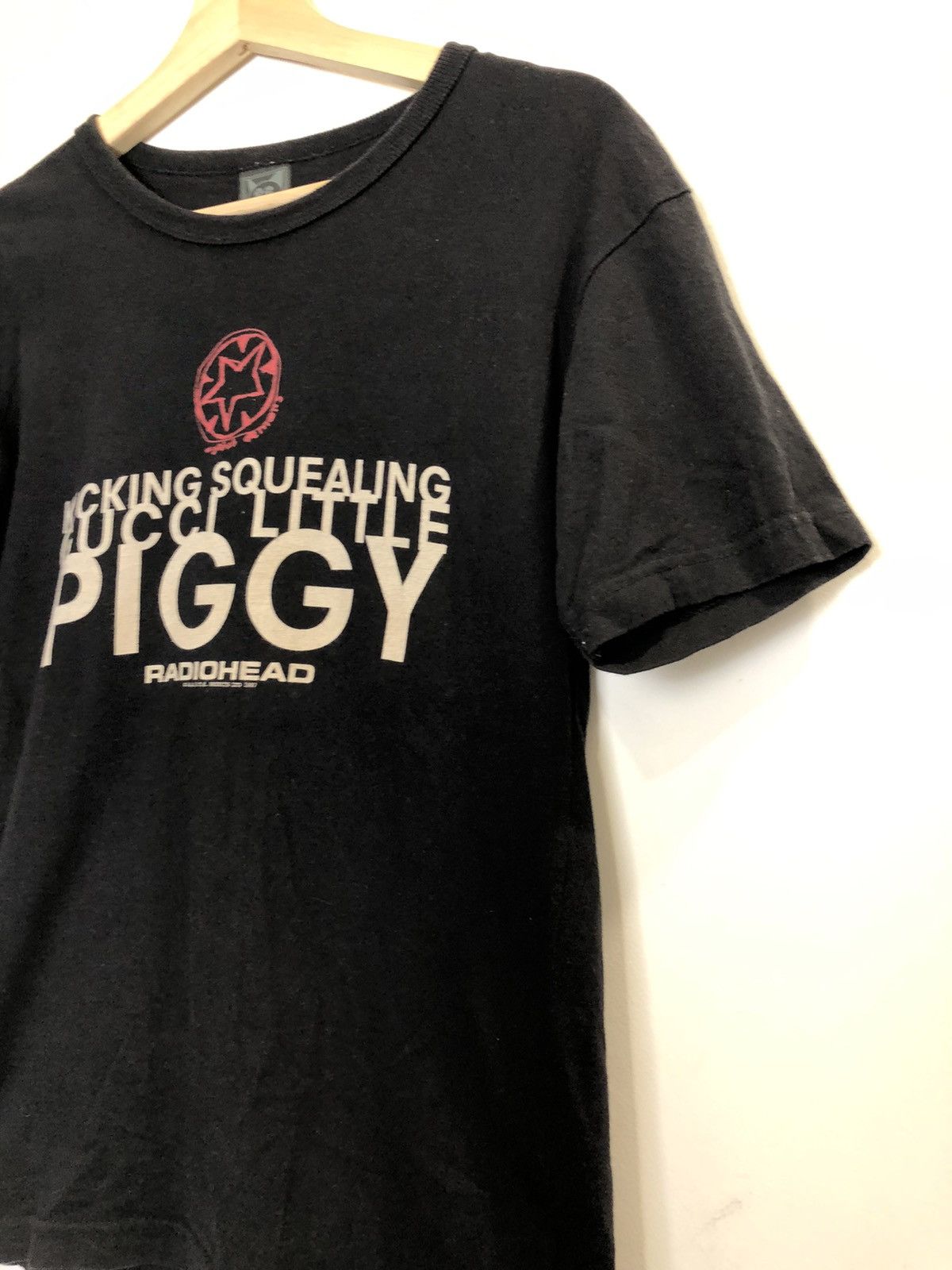 Band Tees Vintage t shirt RadioHead Piggy Size US M / EU 48-50 / 2 - 4 Thumbnail