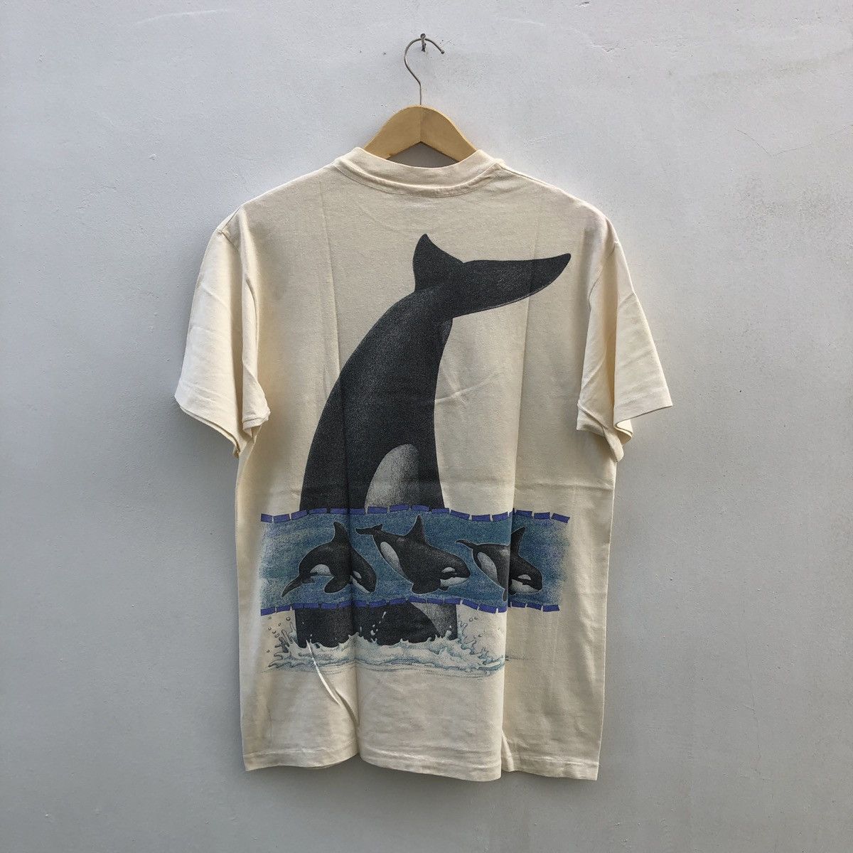 Vintage Vintage animal (orca killer) tshirt Size US L / EU 52-54 / 3 - 3 Thumbnail