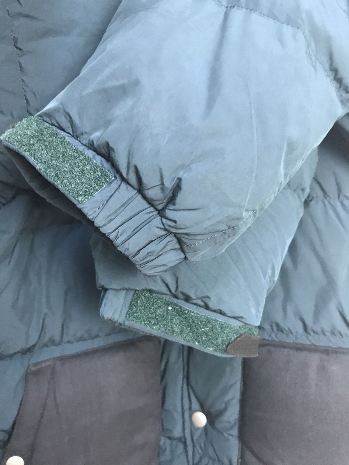 Jun Takahashi × Undercover × Uniqlo Undercover x Uniqlo Puffer Jacket Size US M / EU 48-50 / 2 - 8 Thumbnail