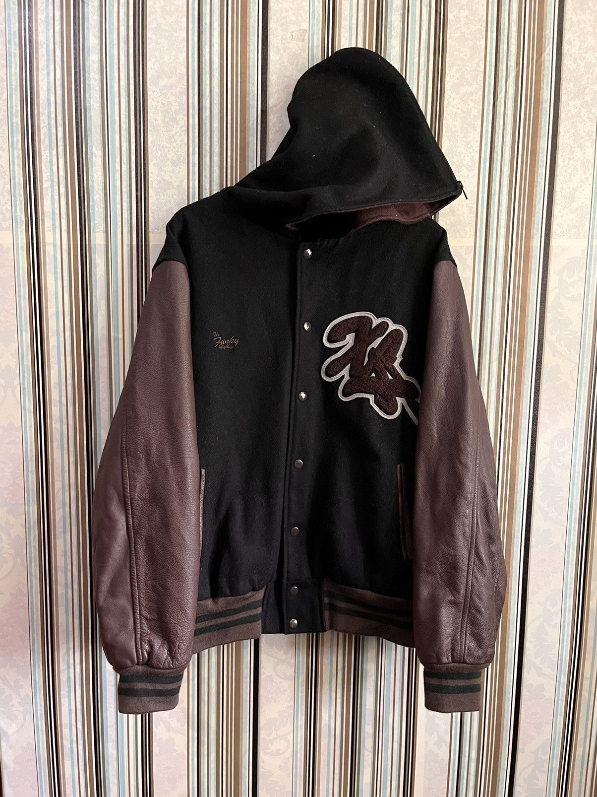 X-LARGE letterman hoodies varsity #B5 Size US M / EU 48-50 / 2 - 3 Thumbnail
