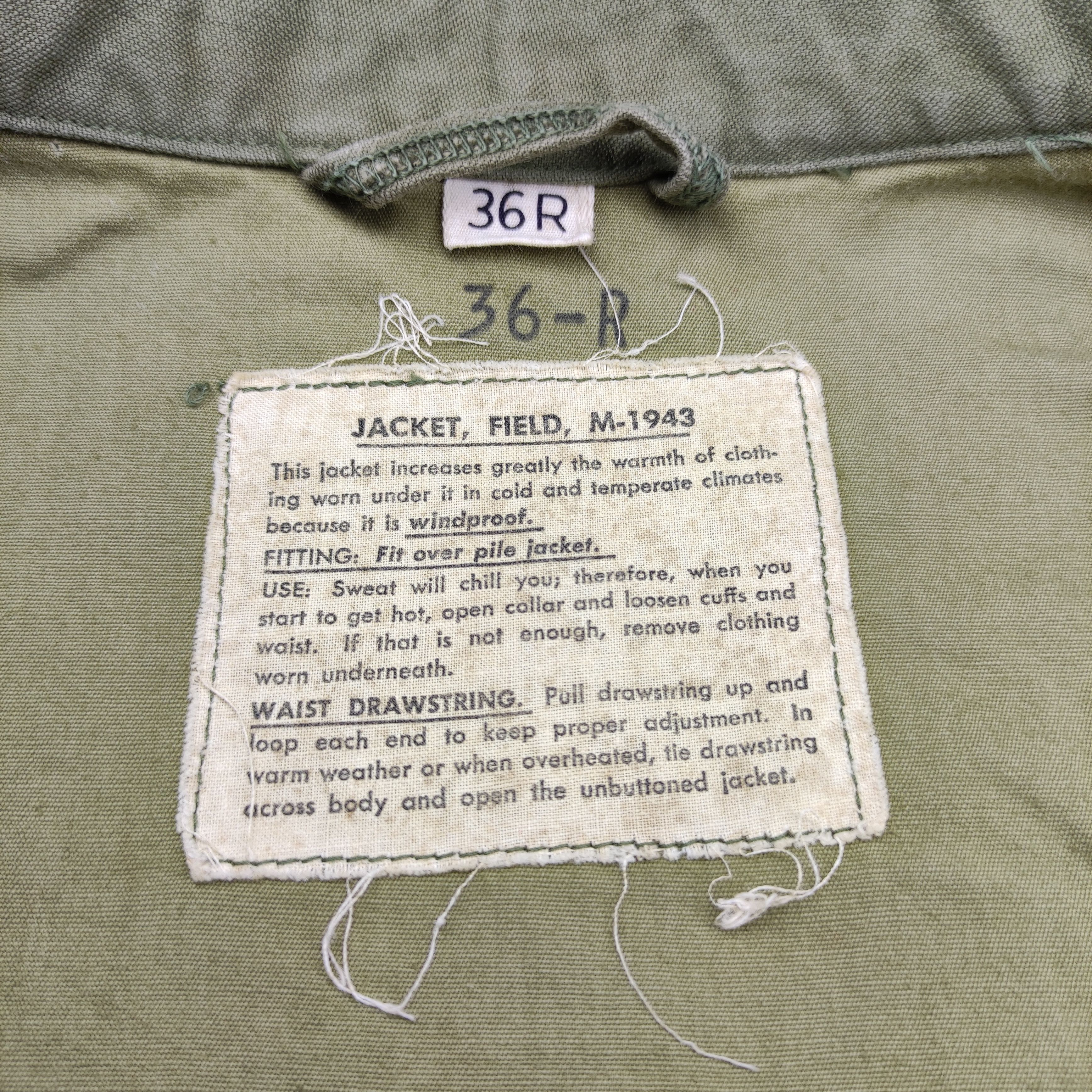 Vintage Vintage World War II US Army M-1943 field jacket. Size US L / EU 52-54 / 3 - 7 Thumbnail