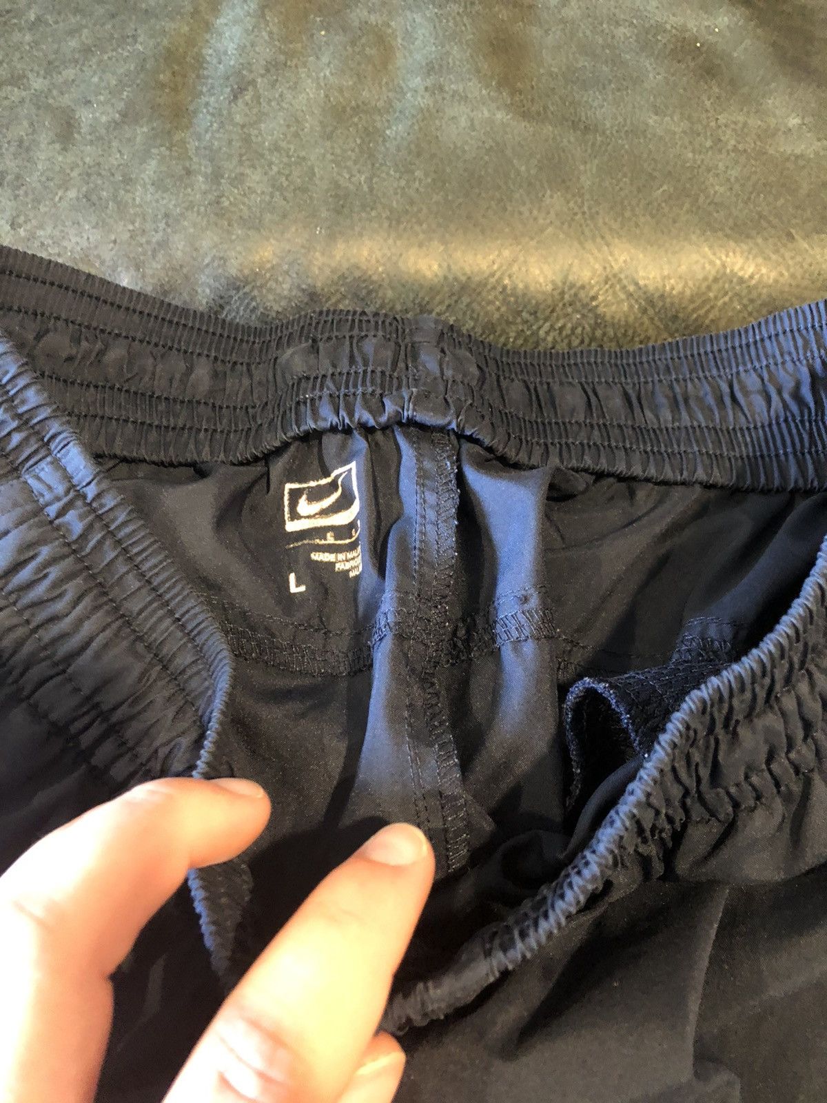 Nike Mens Nike joggers size large navy blue Size US 34 / EU 50 - 3 Thumbnail