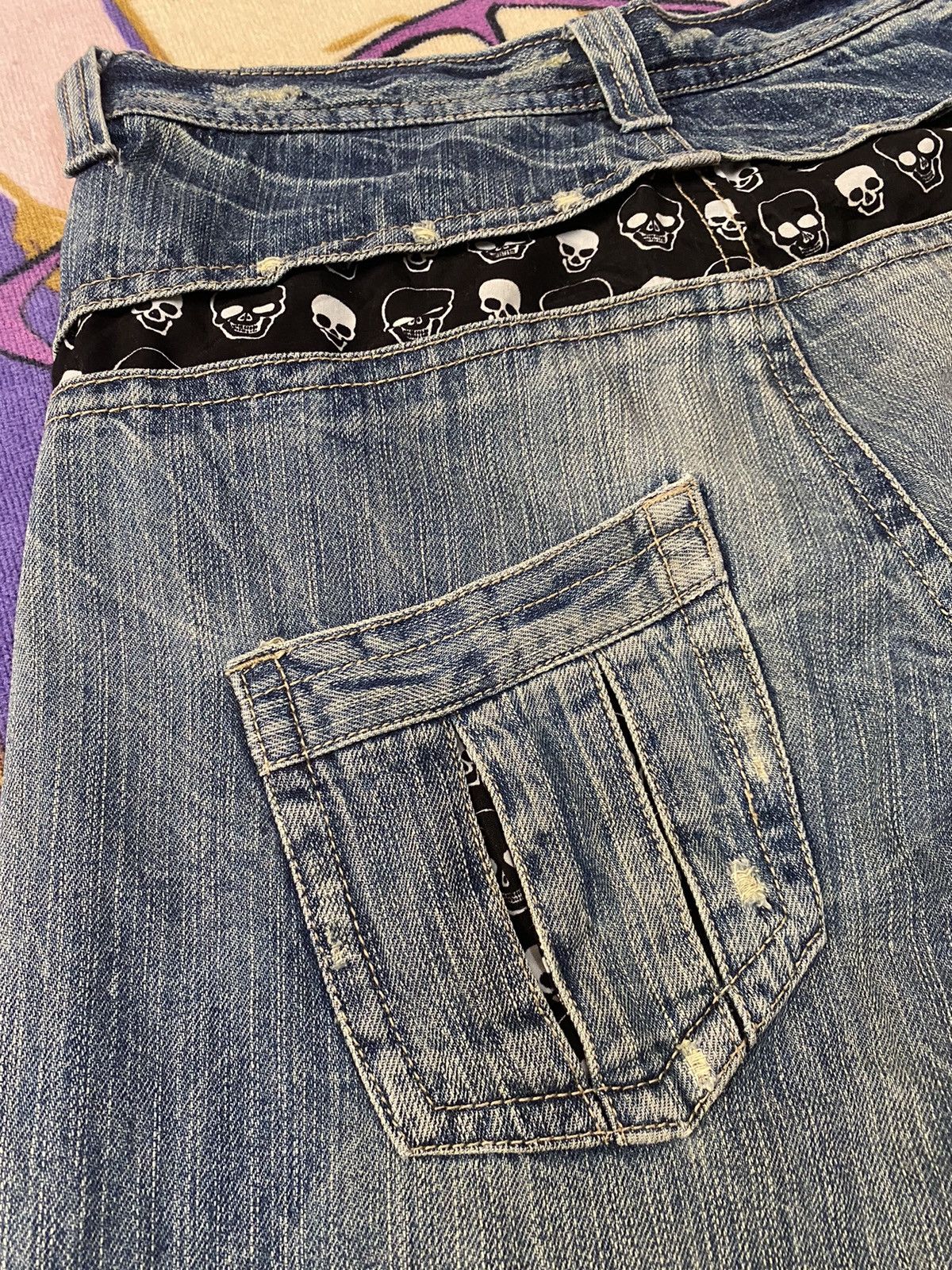 Japanese Brand Japanese Brand Skull Design Denim Pants x Rare Size US 32 / EU 48 - 4 Thumbnail