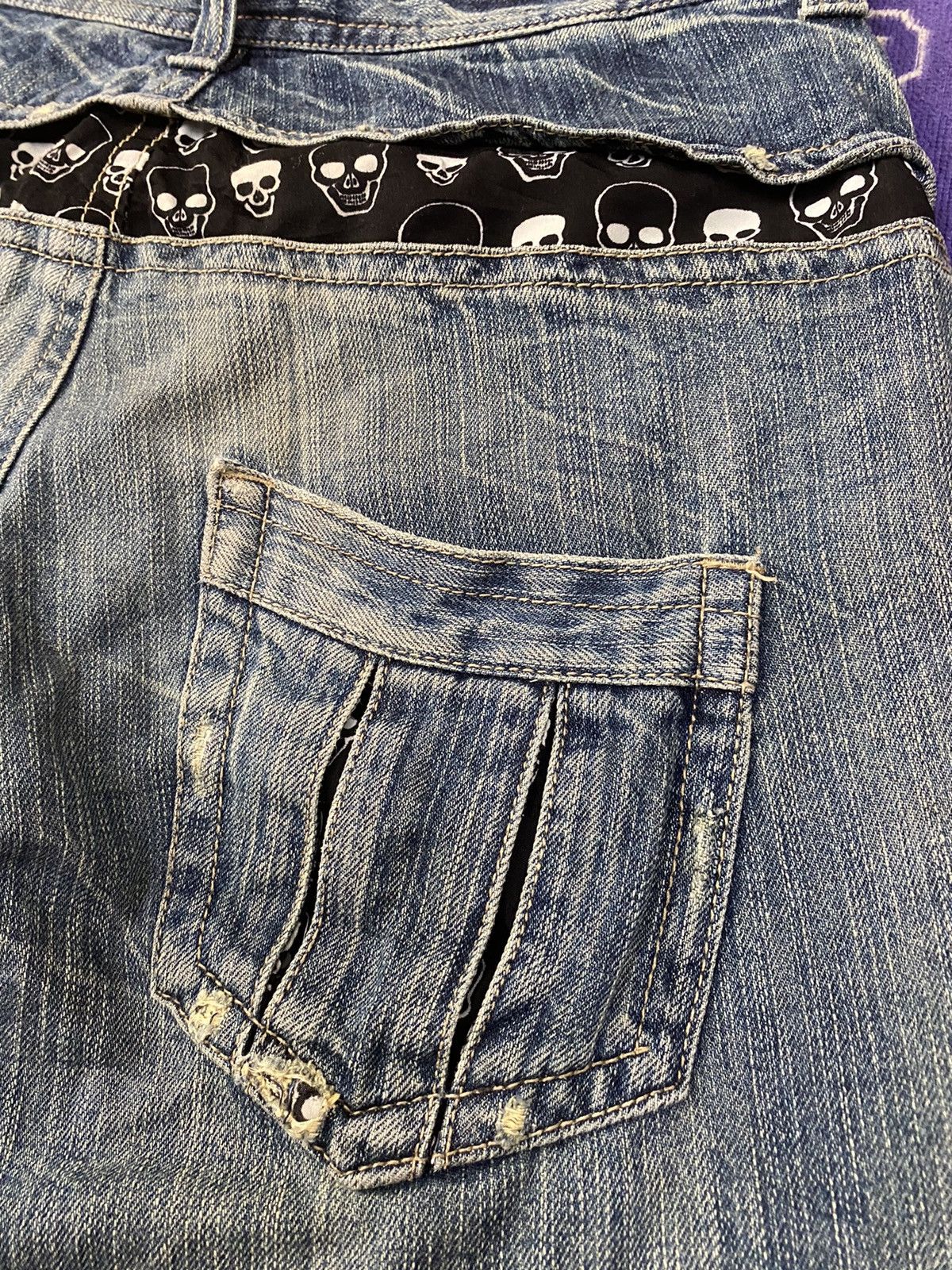 Japanese Brand Japanese Brand Skull Design Denim Pants x Rare Size US 32 / EU 48 - 5 Thumbnail