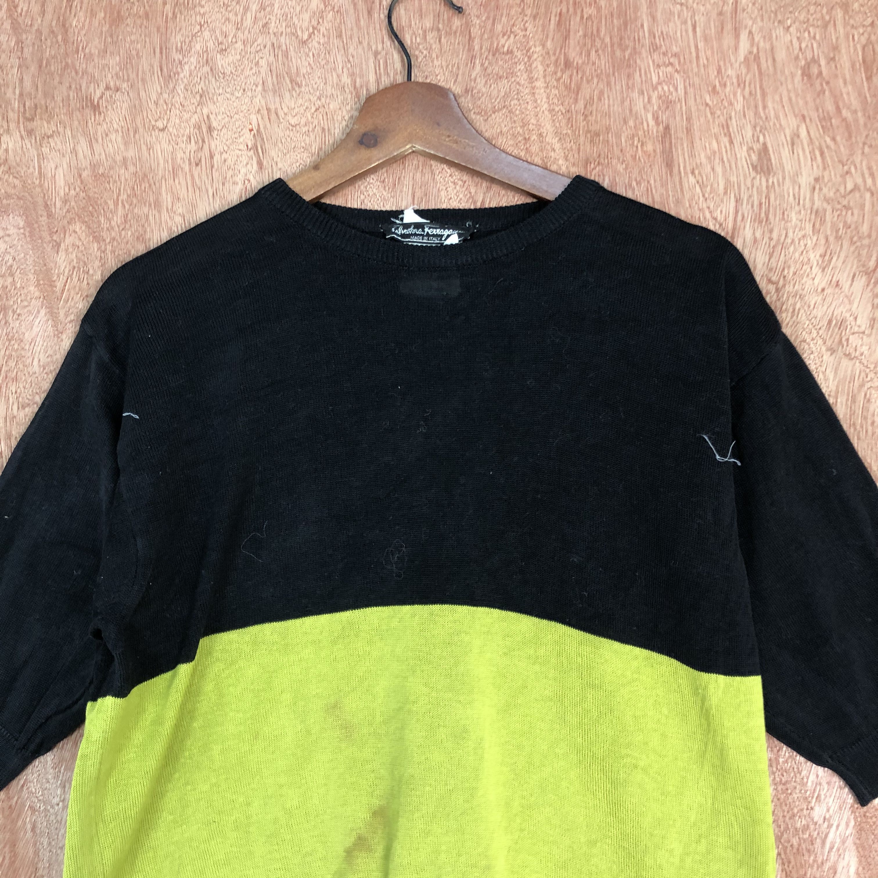 Salvatore Ferragamo DLL Salvatore Ferragamo italy 2 tone Knitwear #c567 Size US S / EU 44-46 / 1 - 2 Thumbnail