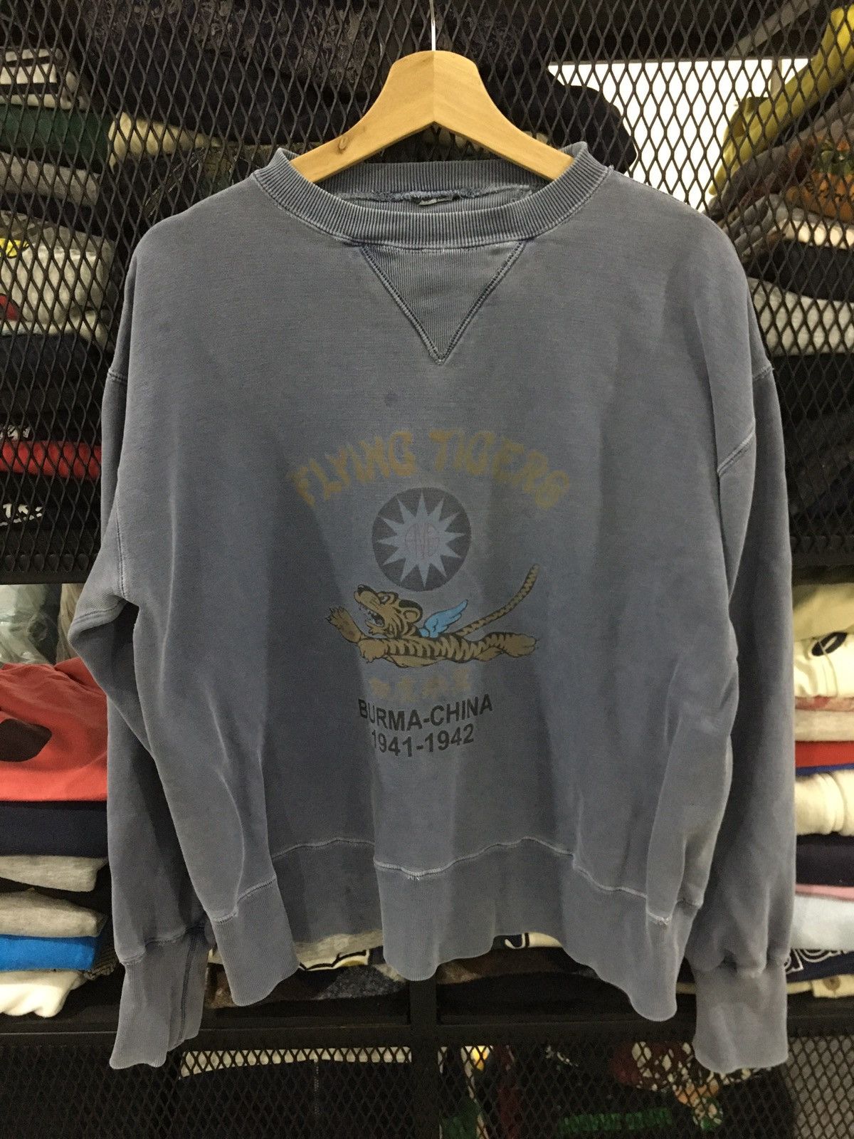 VINTAGE BUZZ RICKSON FADES DISTRESSED SWEATSHIRT