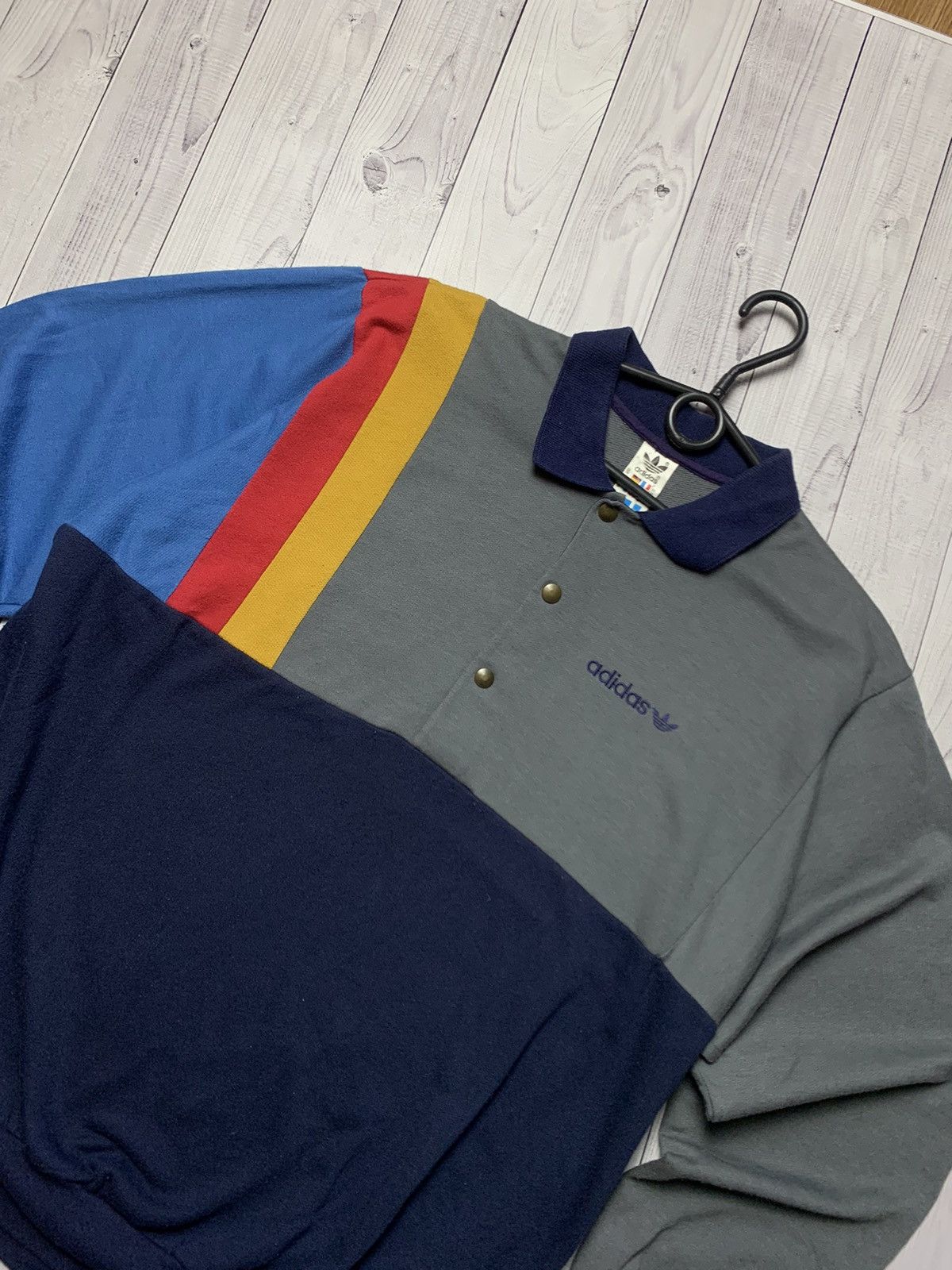 Vintage Vintage adidas originals sweatshirt rugby size XL Size US XL / EU 56 / 4 - 3 Thumbnail