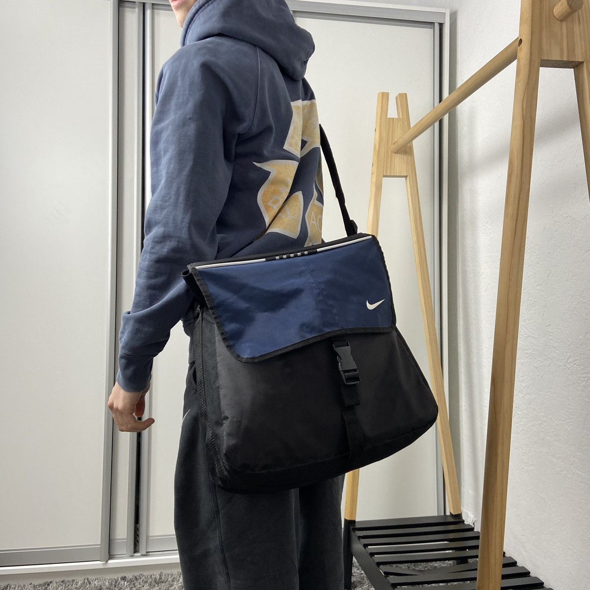 Nike 1990s NIKE ACG STYLE VERY RARE NYLON CROSSBODY BAG - № 6003 Size ONE SIZE - 4 Thumbnail