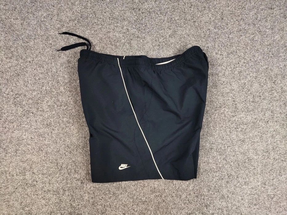 Nike Vintage Nike Shorts Blue Logo swoosh casual Y2K Streetwear Size US 34 / EU 50 - 4 Thumbnail