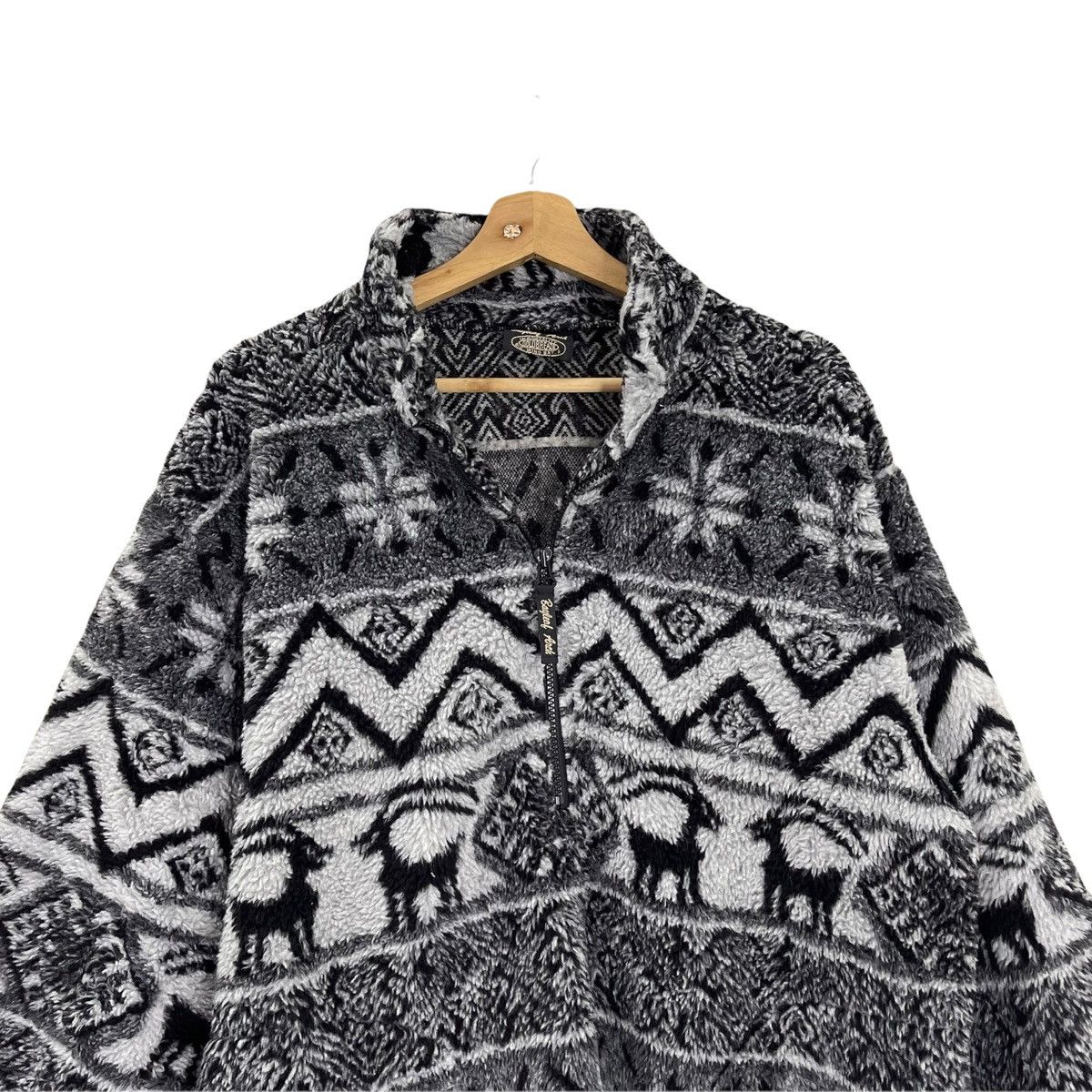 Aran Isles Knitwear Vintage 90’s Bayleaf Arch Halfzip Fleece Size L Size US L / EU 52-54 / 3 - 5 Thumbnail