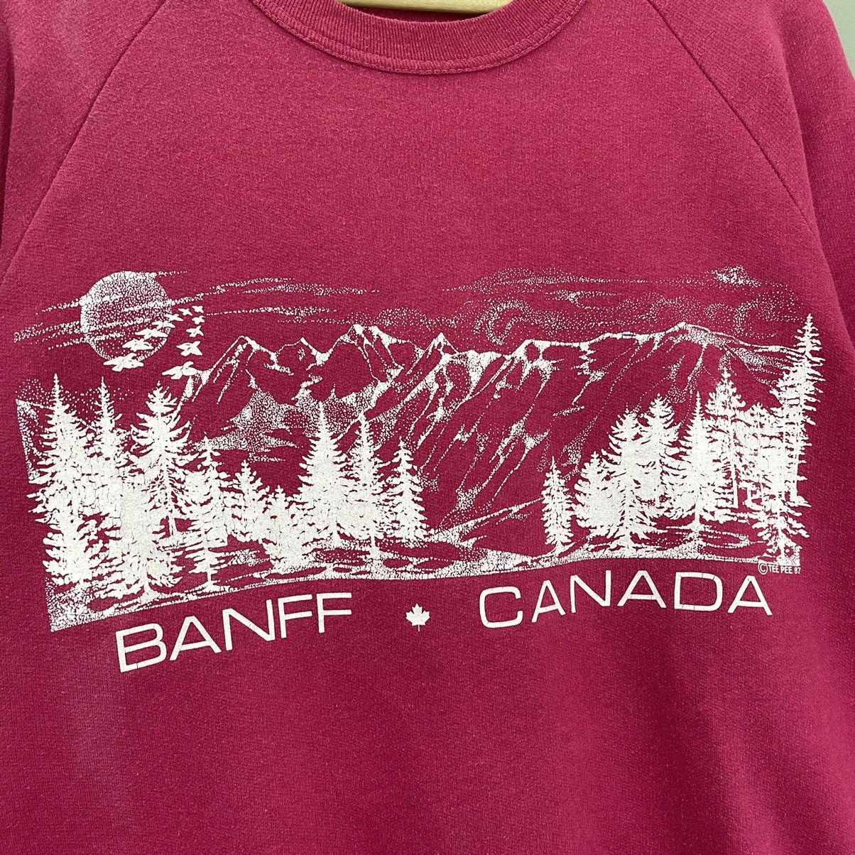 Vintage Vintage 80’s Banff Canada Crewneck Sweatshirt Size M Size US M / EU 48-50 / 2 - 5 Thumbnail