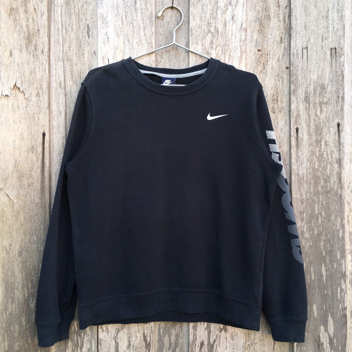 throwback nike sweatshirts