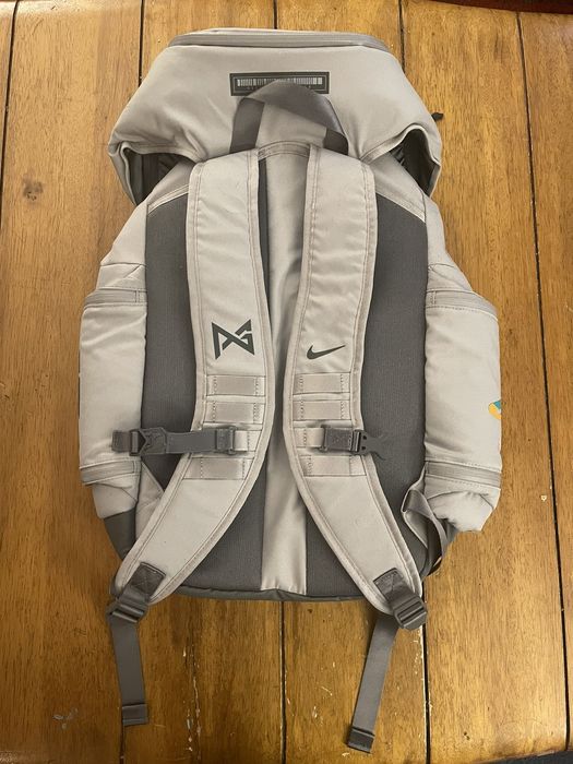 Paul george playstation on sale backpack