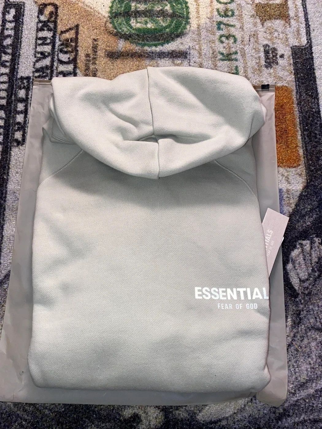 FOG × Fear of God SSENSE Exclusive Concrete Pullover Hoodie Size US XXL / EU 58 / 5 - 1 Thumbnail