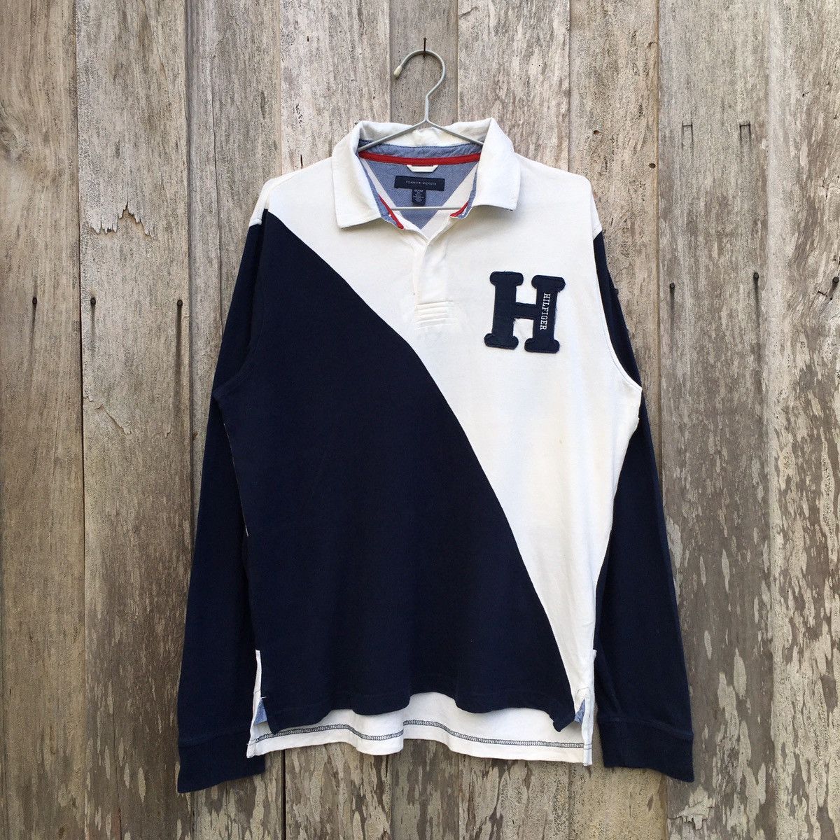 Vintage Tommy Hilfiger Collar Sweatshirt Big Logo