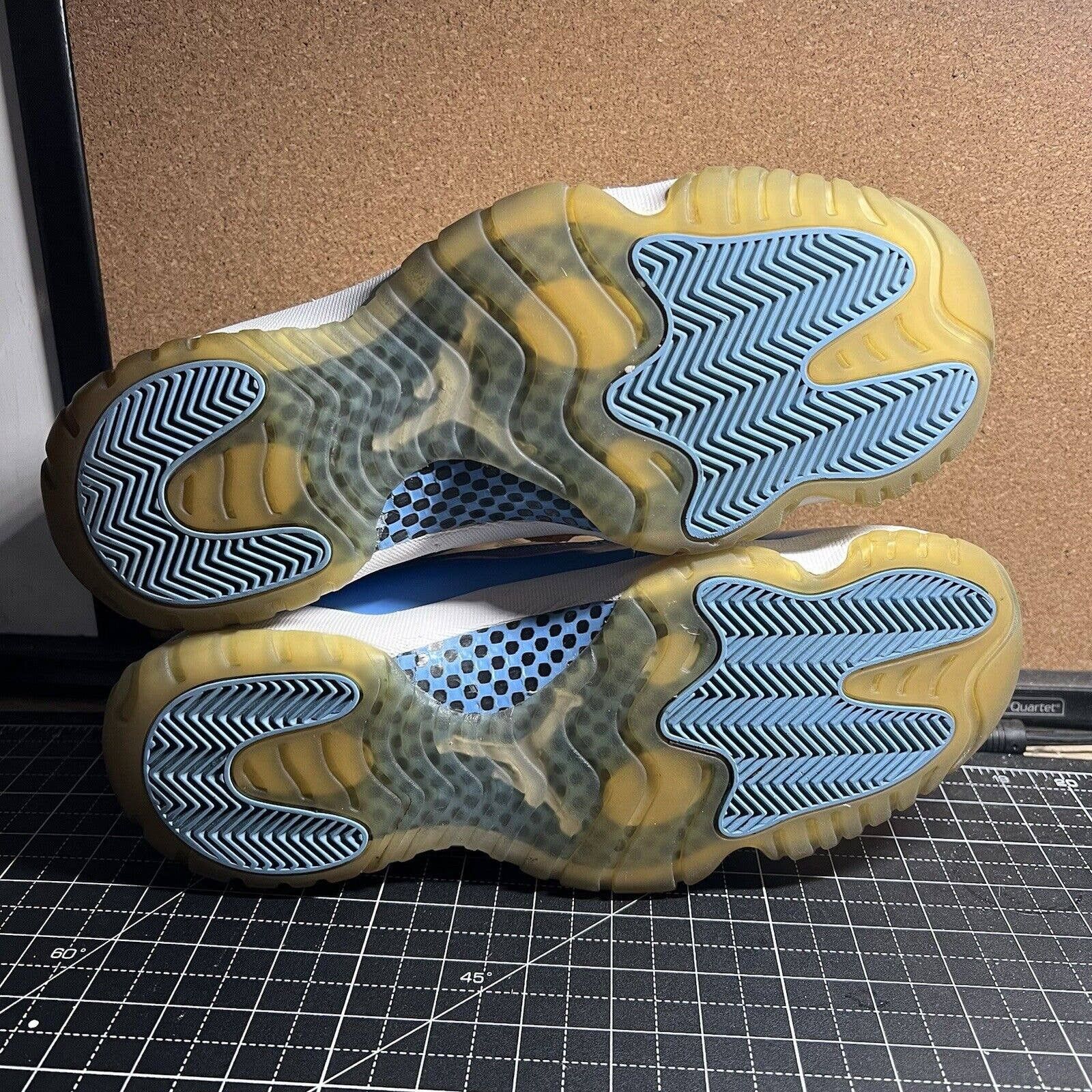 Jordan Brand Size 10 - Air Jordan 11 Retro Low 'UNC' 528895-106 Size US 10 / EU 43 - 8 Thumbnail