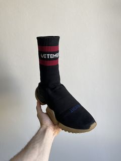 Vetements sock best sale runner on feet