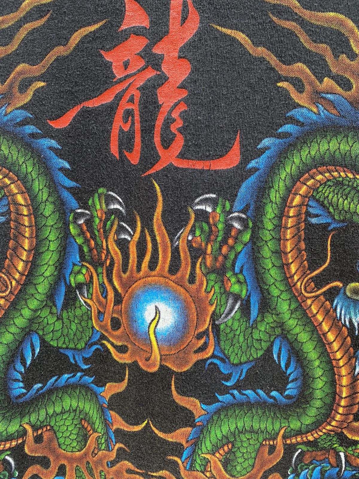 Japanese Brand 💥RARE🔥90s Double Sided Graphics Motive to DRAGONS 🐉 Size US M / EU 48-50 / 2 - 4 Thumbnail