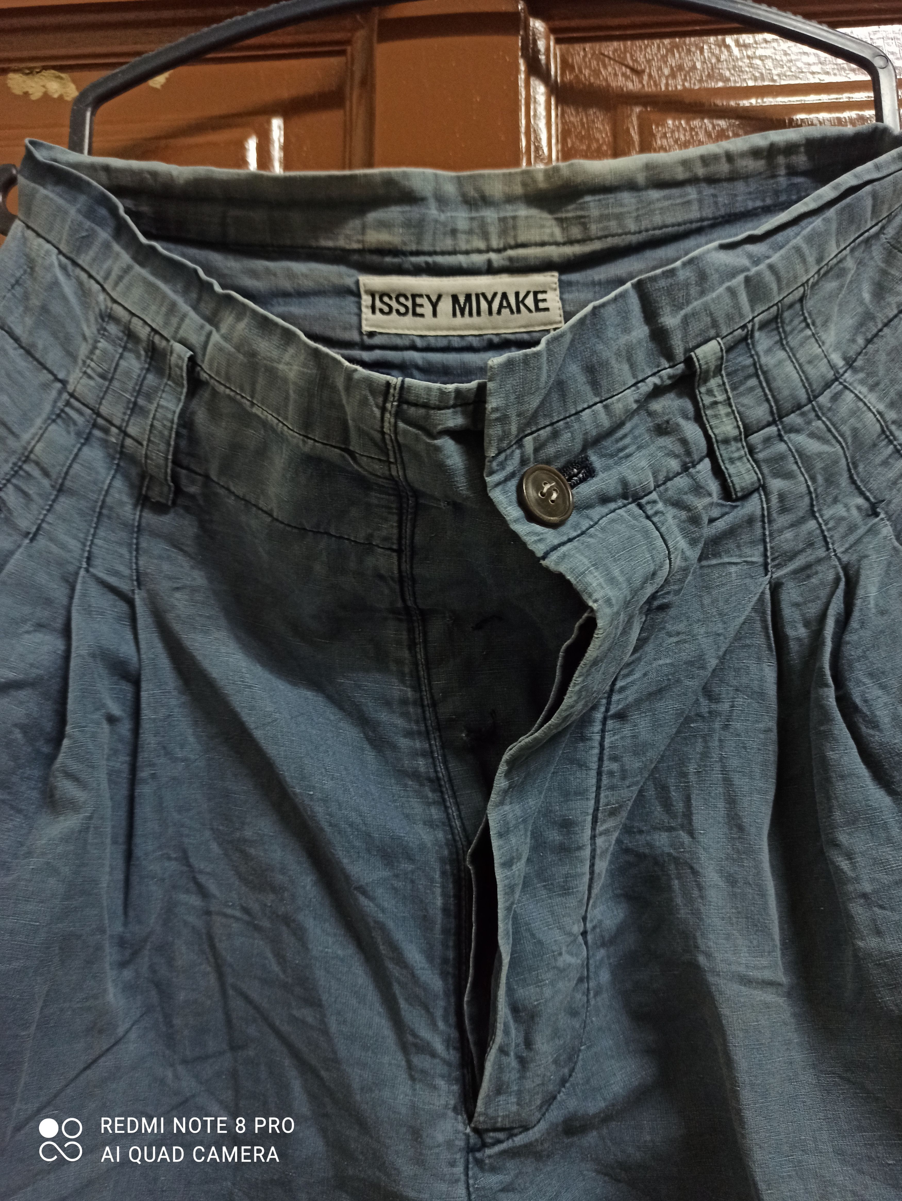 Issey Miyake PANTS SHORT ISSEY MIYAKE Size US 27 - 4 Thumbnail