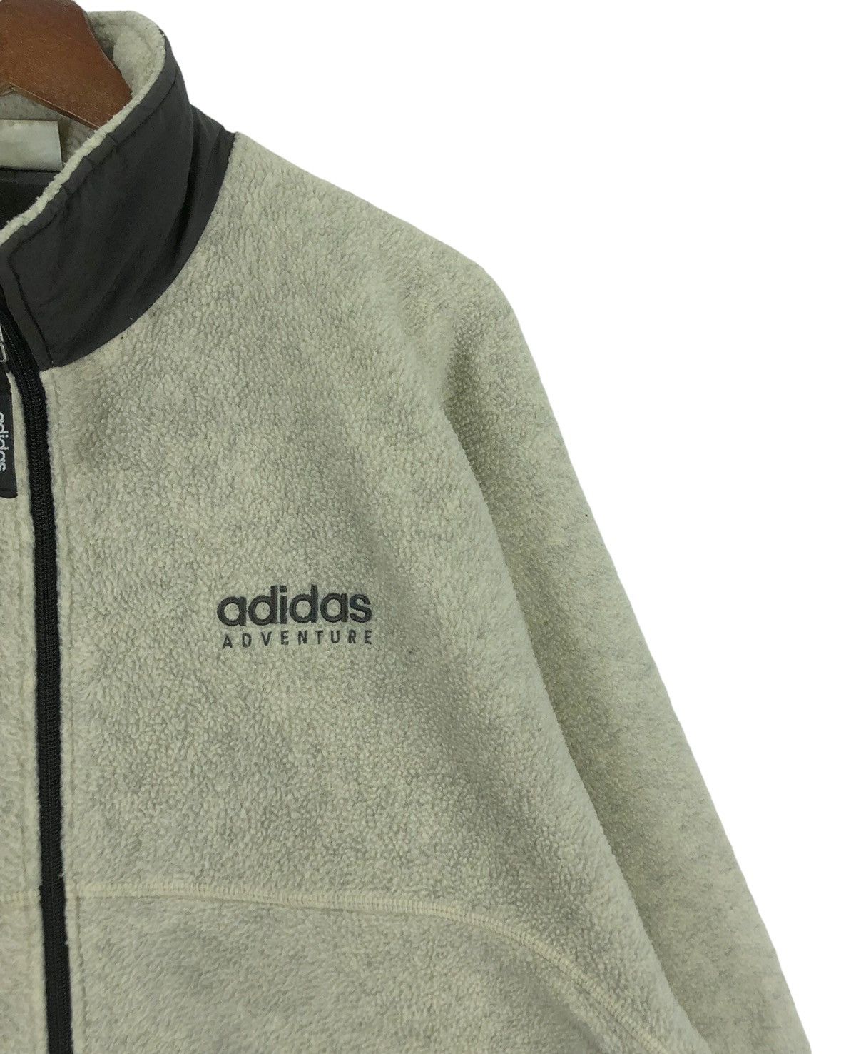 Vintage Vintage Adidas Adventure Sportswear Outdoor Fleece Sweater Size US M / EU 48-50 / 2 - 5 Thumbnail