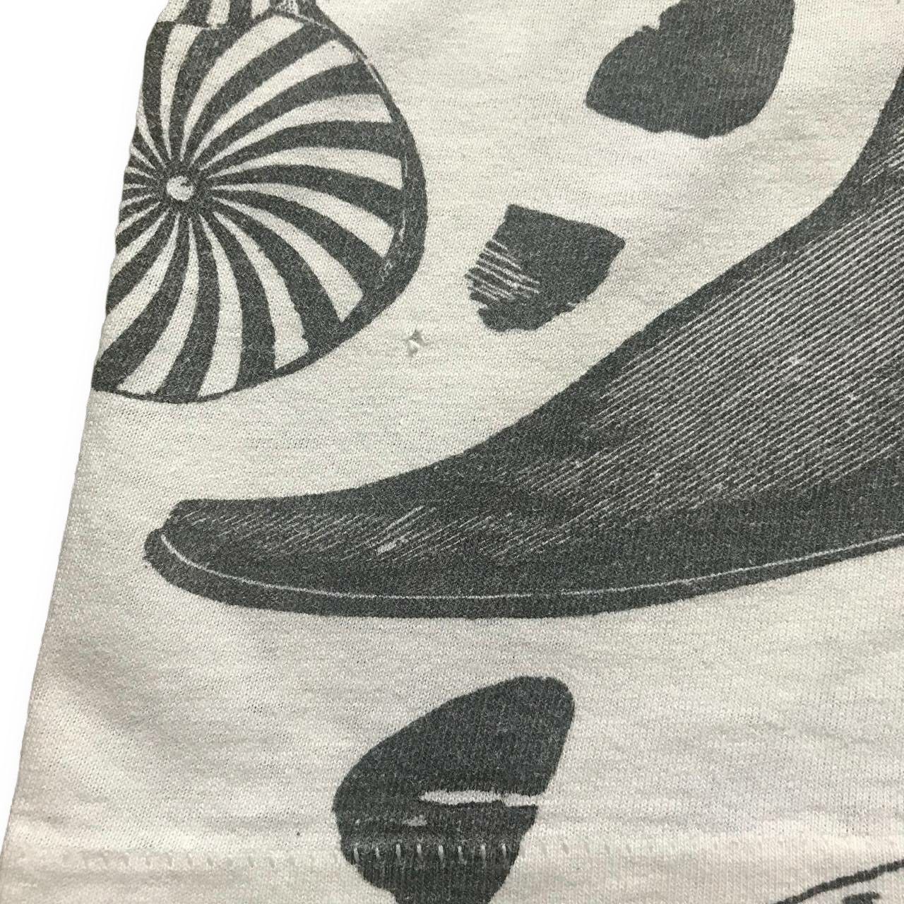 Band Tees Vintage 1991 The Beatles All Over Print T Shirt Size US L / EU 52-54 / 3 - 11 Thumbnail
