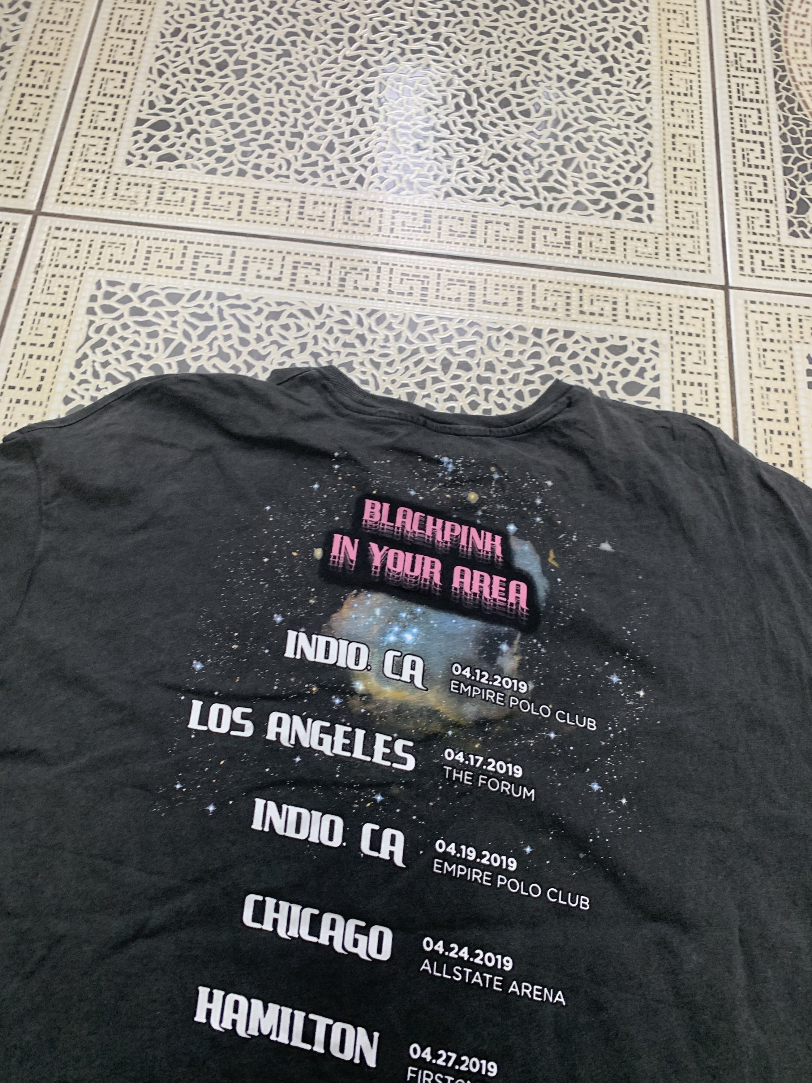 Band Tees K-pop Black Pink 2019 tour tee Size US S / EU 44-46 / 1 - 12 Thumbnail