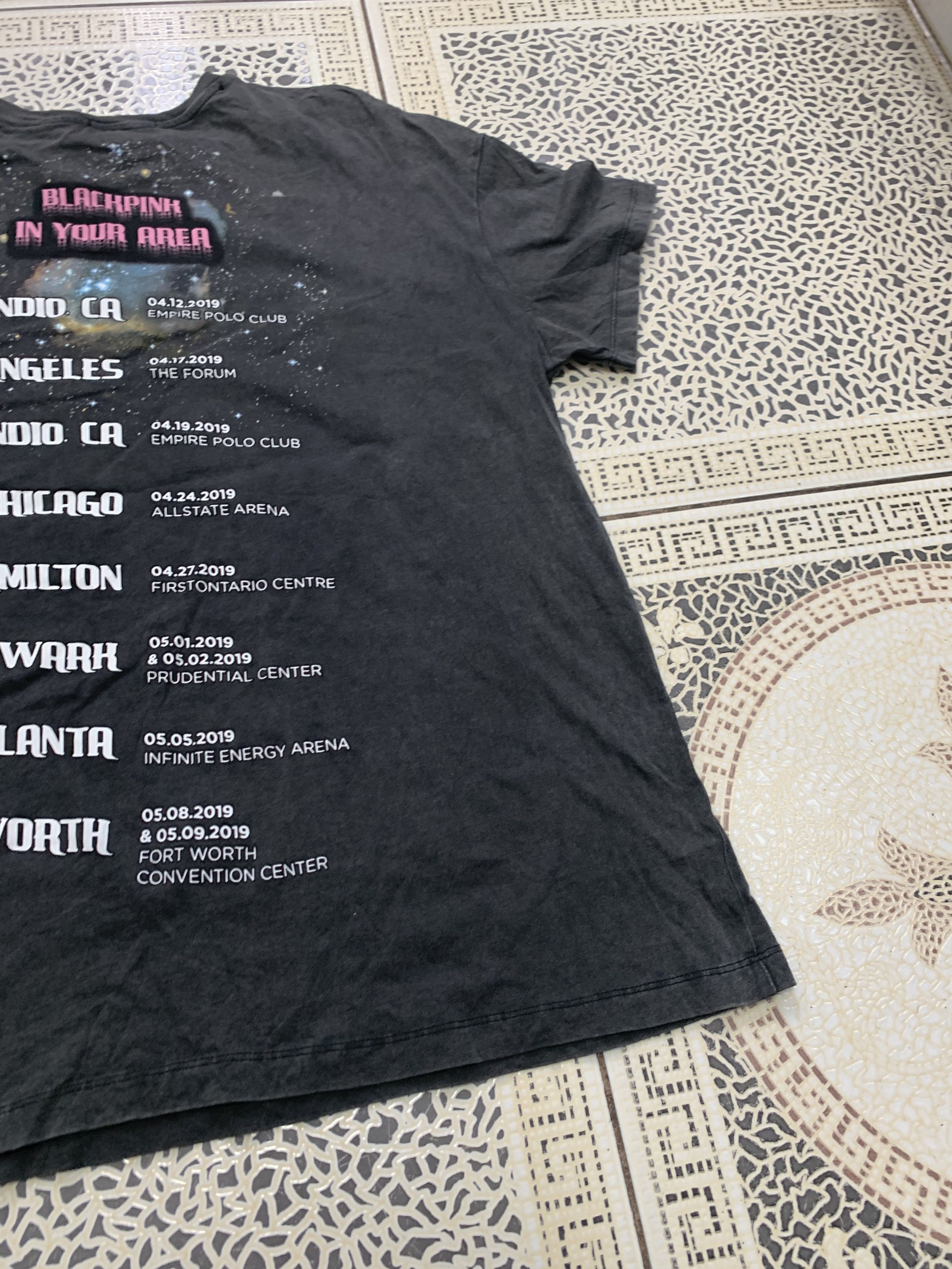 Band Tees K-pop Black Pink 2019 tour tee Size US S / EU 44-46 / 1 - 15 Thumbnail