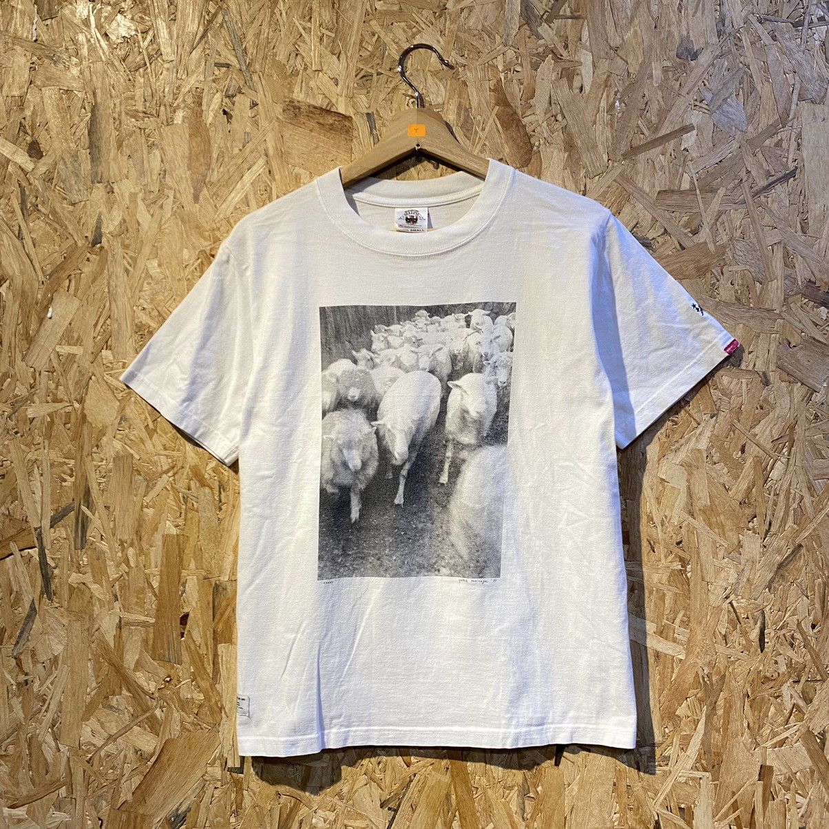 Vintage × Wtaps VINTAGE 90’s‼️Wtaps Sheep Photo Yoshie Tominaga T-Shirt Size US S / EU 44-46 / 1 - 1 Thumbnail