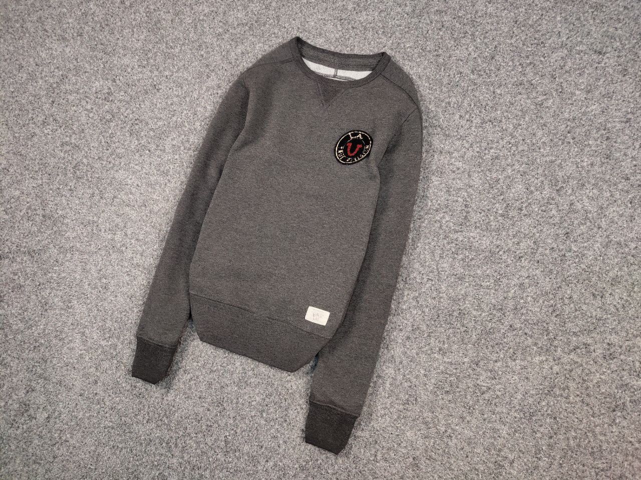 True Religion Vintage True Religion Logo Crewneck Blank Gray Sweatshirt Size US S / EU 44-46 / 1 - 3 Thumbnail