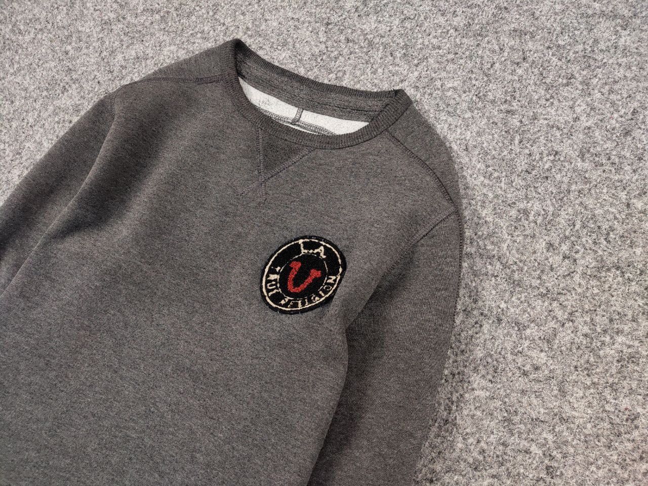 True Religion Vintage True Religion Logo Crewneck Blank Gray Sweatshirt Size US S / EU 44-46 / 1 - 4 Thumbnail