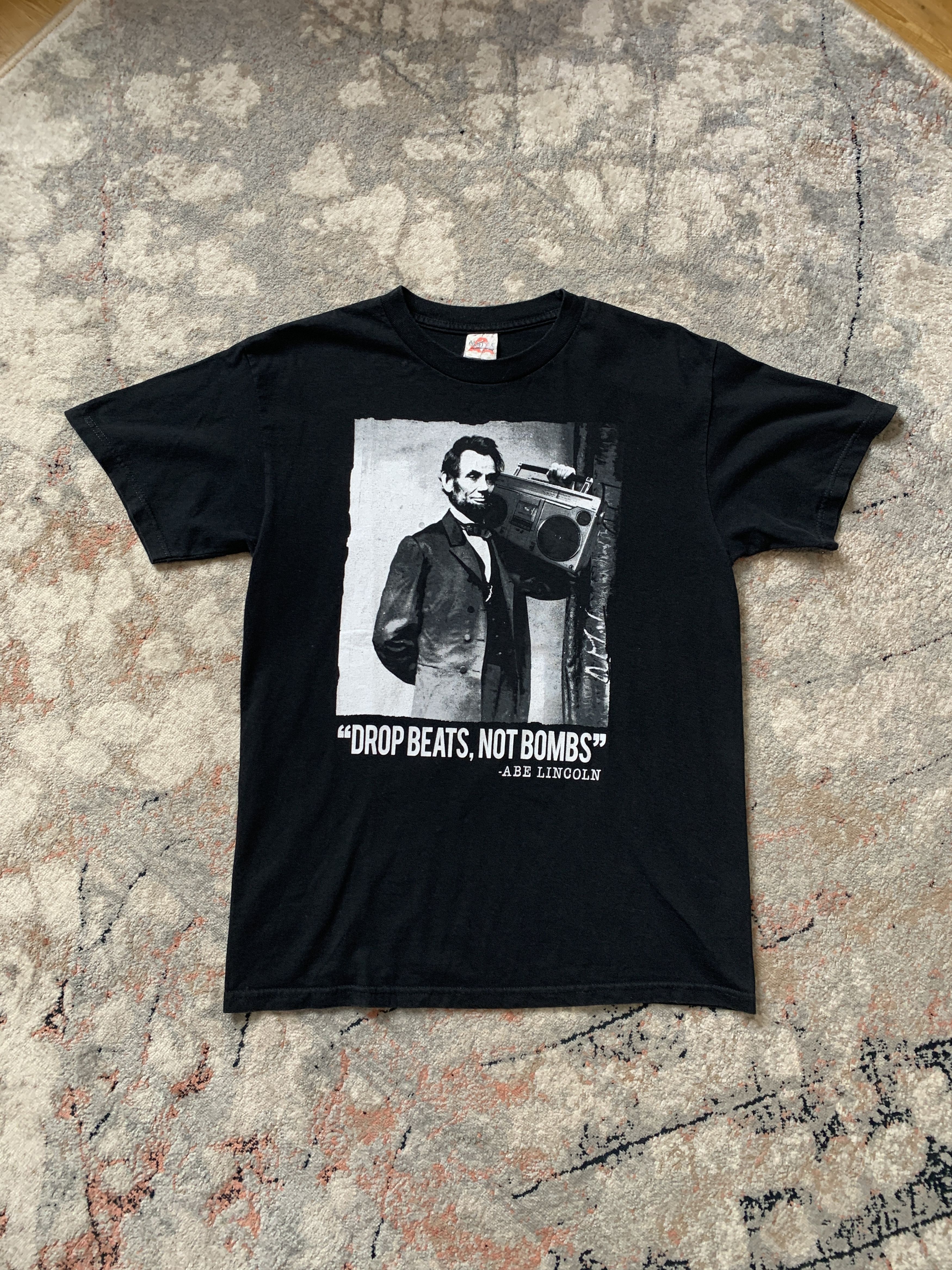 Other Drop Beats, Not Bombs Abe Lincoln T-Shirt Size US M / EU 48-50 / 2 - 1 Thumbnail