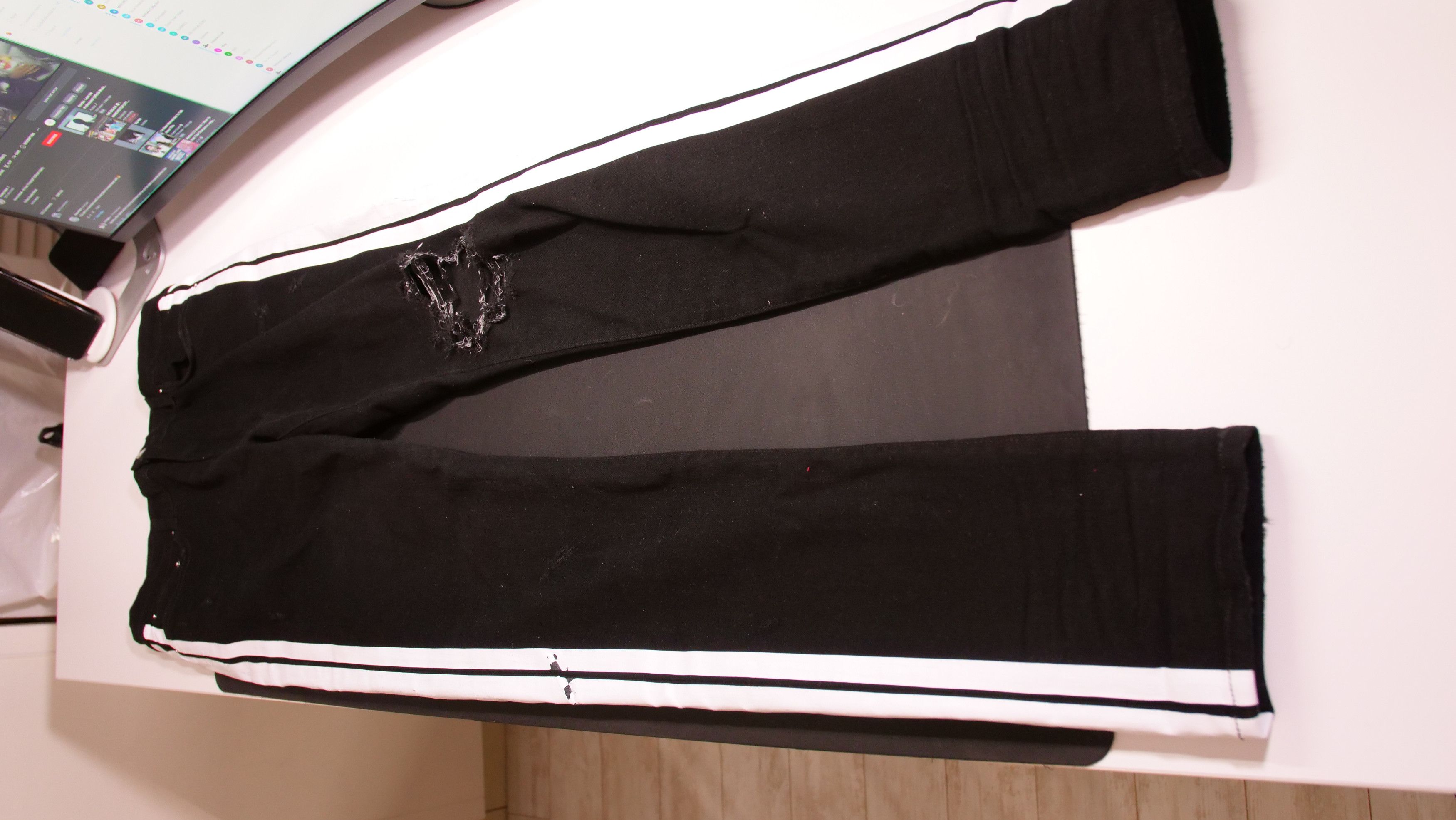 Amiri Amiri Broken Track Jeans SS18 (Waist 34) Black & White Size US 34 / EU 50 - 4 Thumbnail