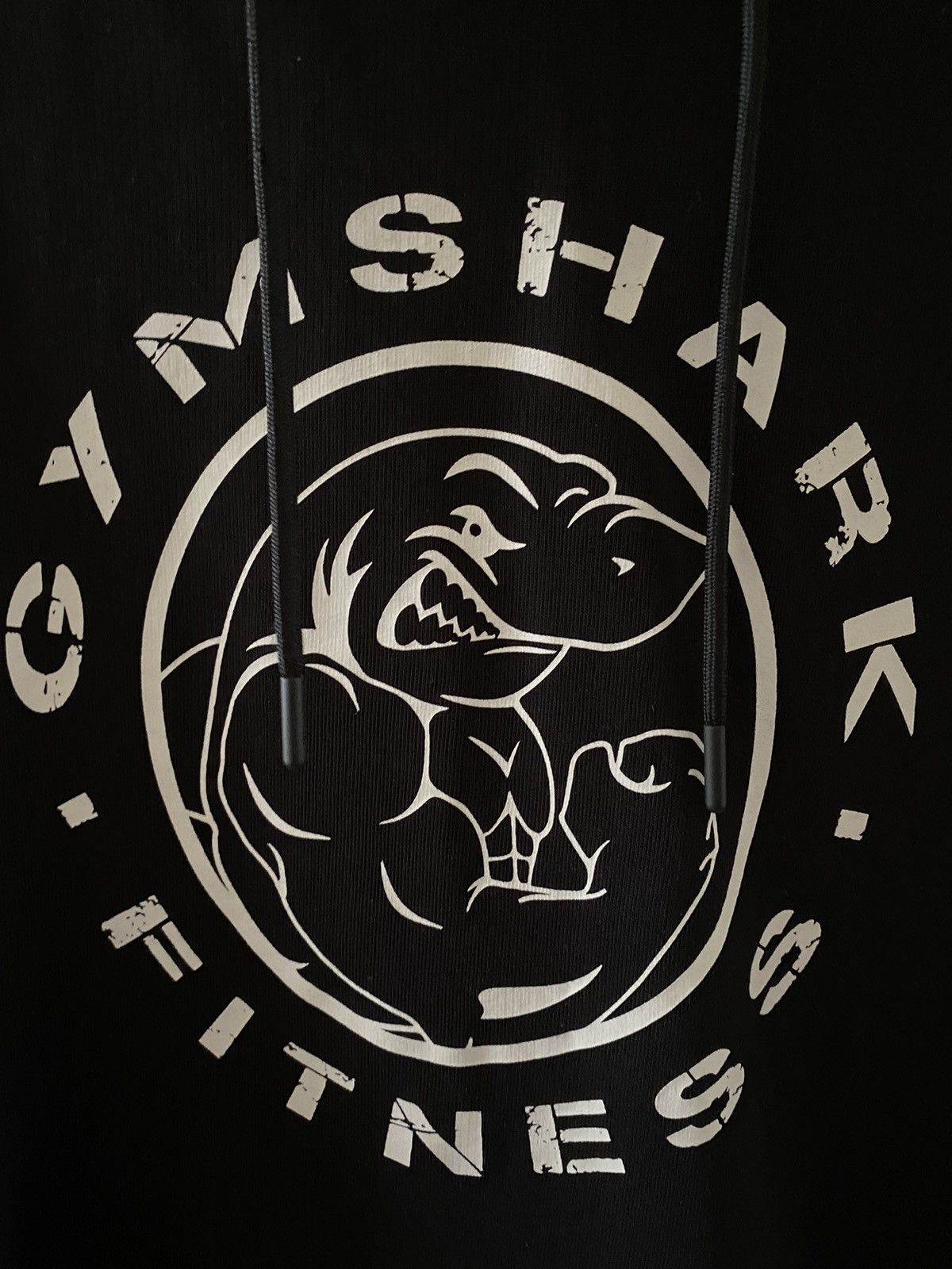 Sweat à Capuche Gym Shark Legacy – Homme M – Noir, Slim, Logo – Occasion