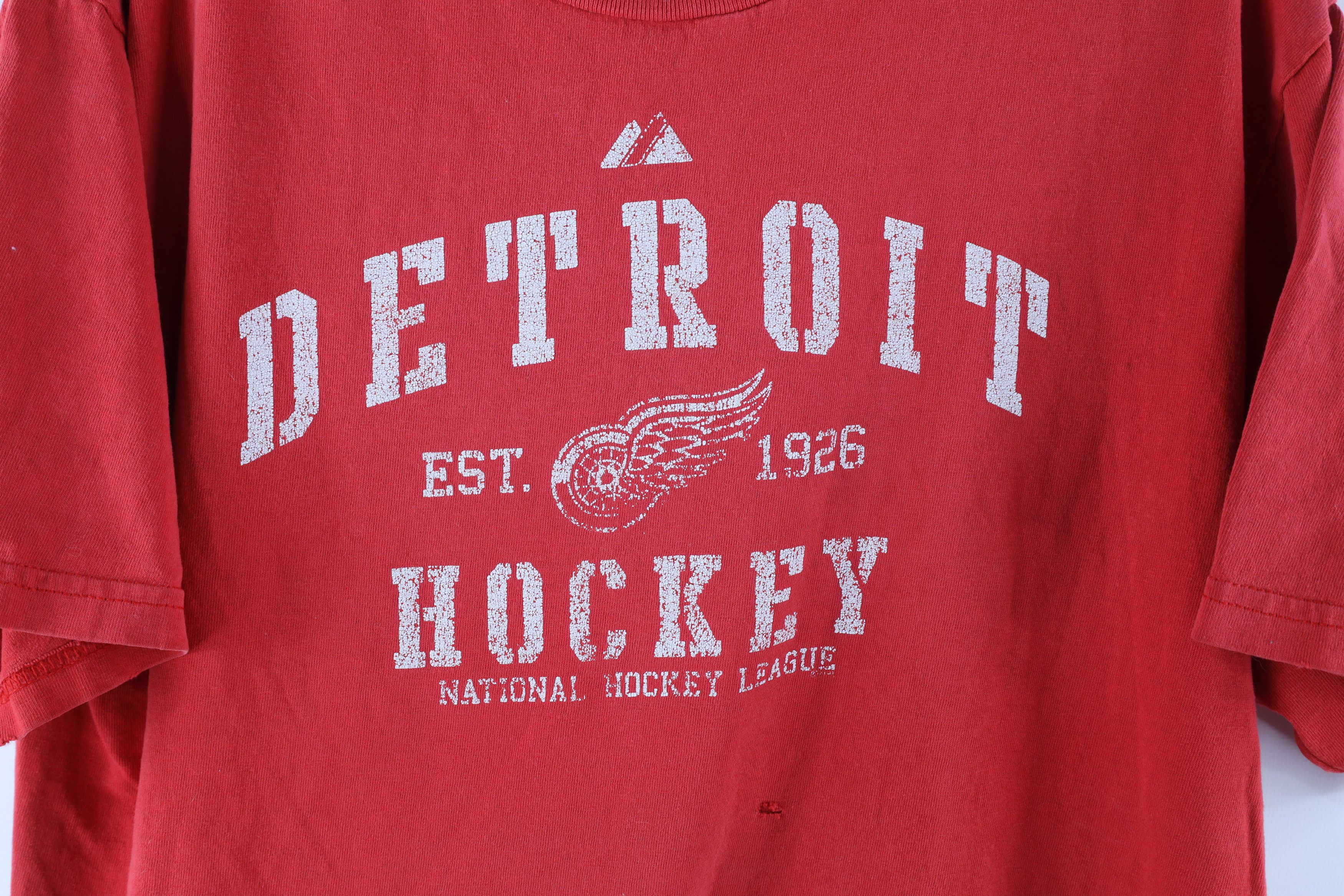 Vintage Vintage Majestic Thrashed Detroit Red Wings Hockey T-Shirt Size US M / EU 48-50 / 2 - 4 Thumbnail