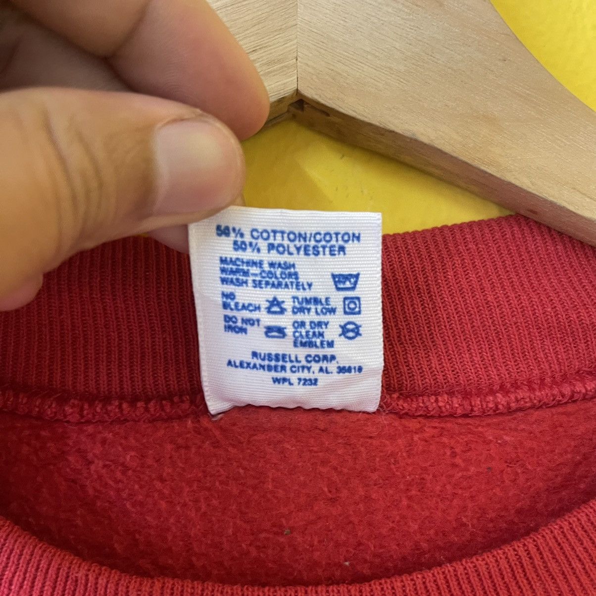 Vintage Vintage 90’s Bates Middle Scholl Crewneck Sweatshirt Size S Size US S / EU 44-46 / 1 - 8 Thumbnail