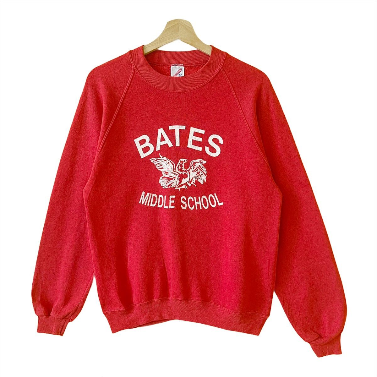 Vintage Vintage 90’s Bates Middle Scholl Crewneck Sweatshirt Size S Size US S / EU 44-46 / 1 - 3 Thumbnail