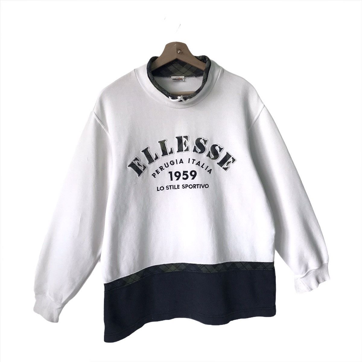 Ellesse Ellesse Big Logo Spellout Embroided Crewneck Sweatshirt Size US M / EU 48-50 / 2 - 2 Thumbnail