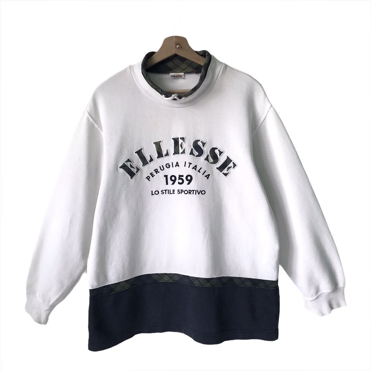 Ellesse Ellesse Big Logo Spellout Embroided Crewneck Sweatshirt Size US M / EU 48-50 / 2 - 1 Thumbnail