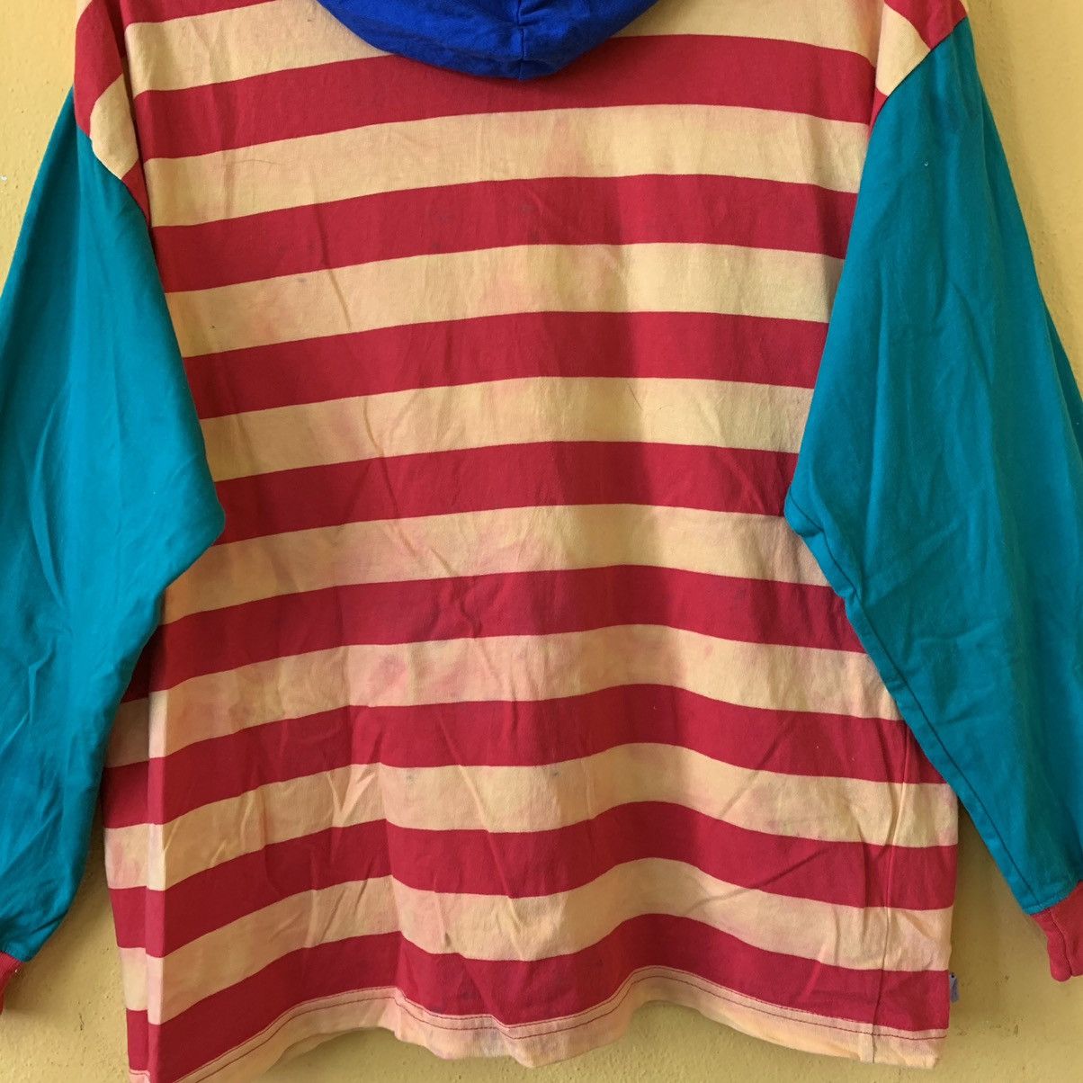 Disney Vintage 90s Mickey Mouse Pullover Hoodies Size M Size US M / EU 48-50 / 2 - 10 Thumbnail