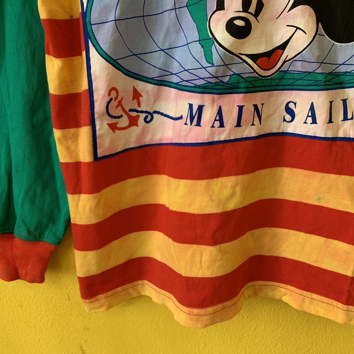 Disney Vintage 90s Mickey Mouse Pullover Hoodies Size M Size US M / EU 48-50 / 2 - 6 Thumbnail