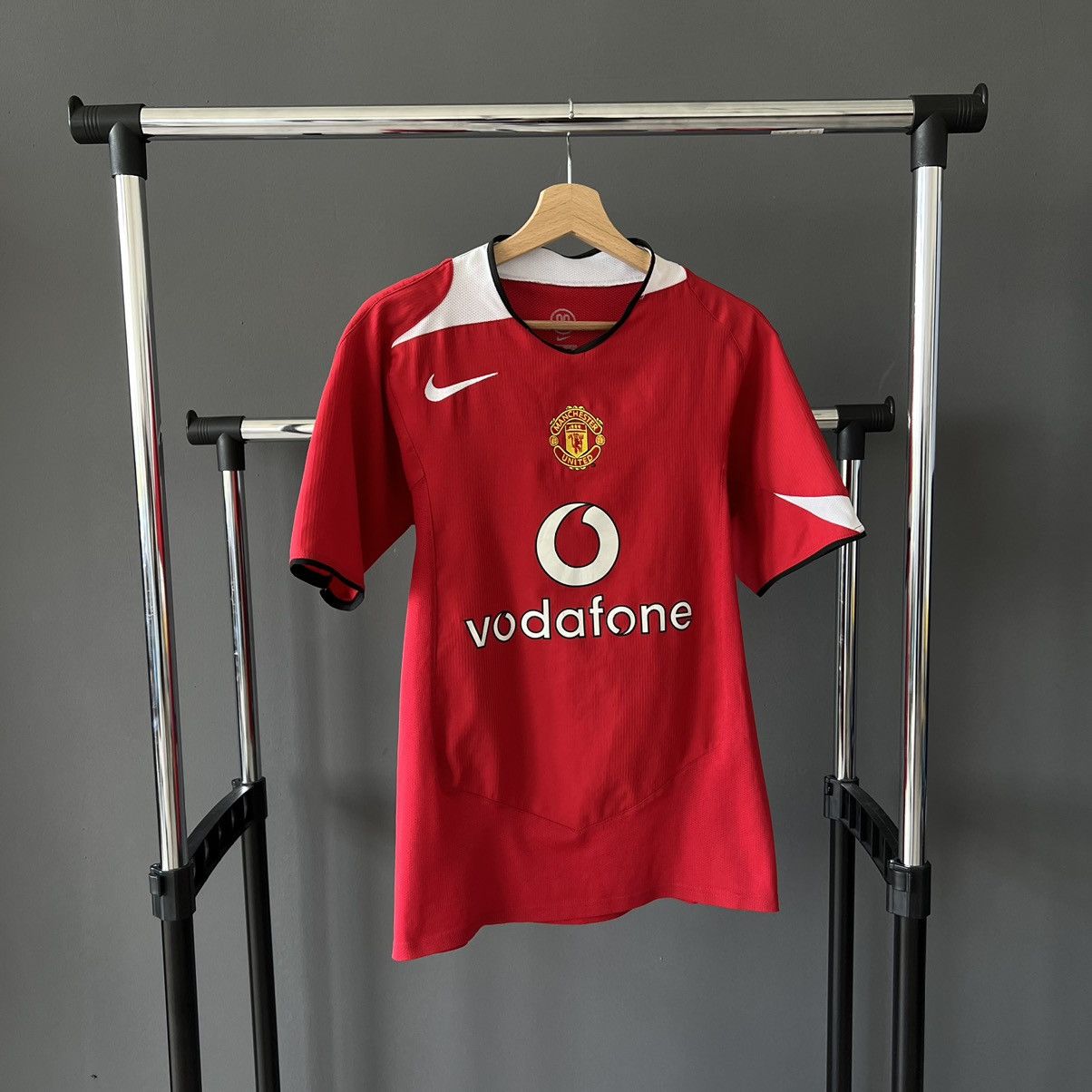 Vintage Manchester United home football jersey 2004