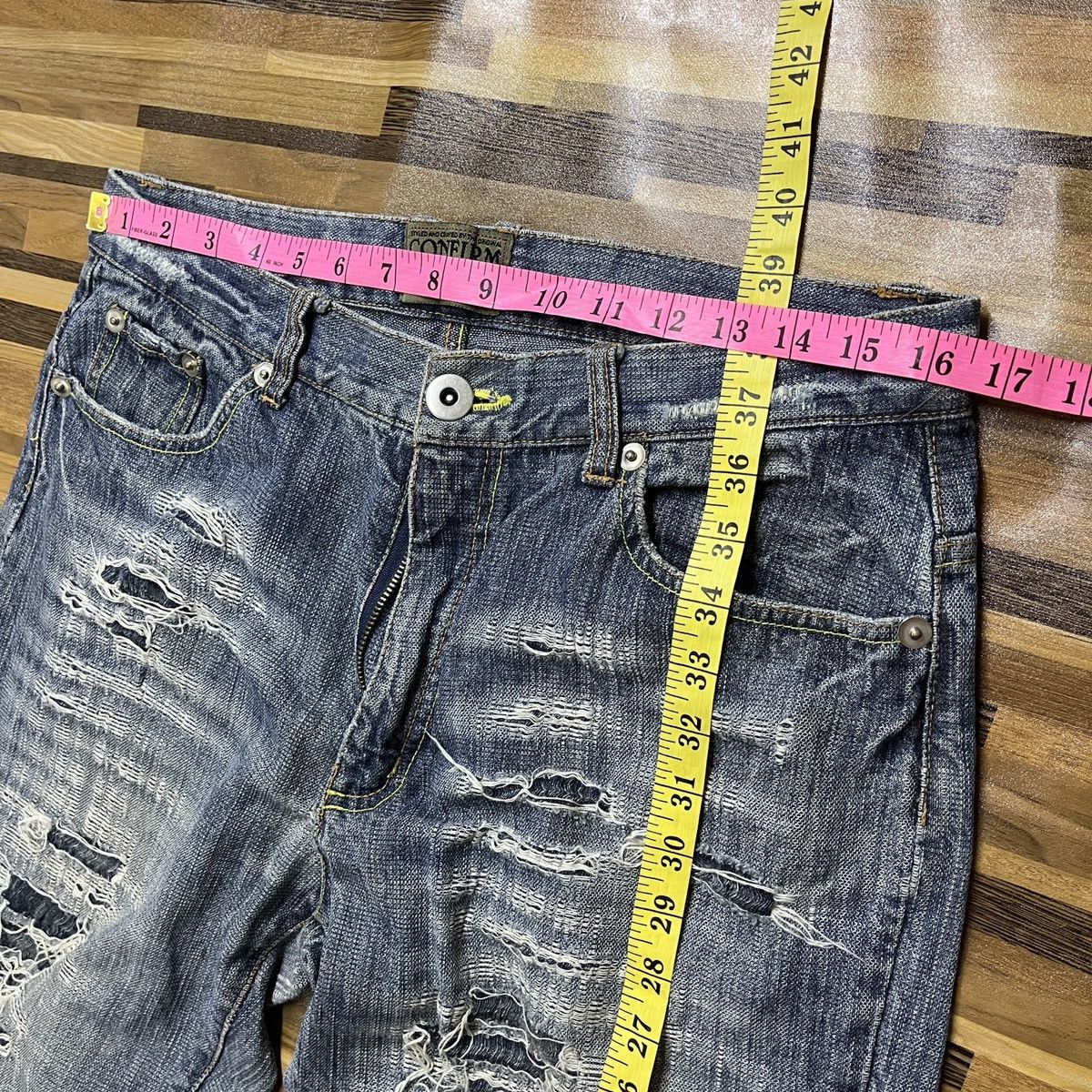 Japanese Brand Ripped Distressed Hysteric Distressed Denim Japanese Size US 32 / EU 48 - 2 Thumbnail
